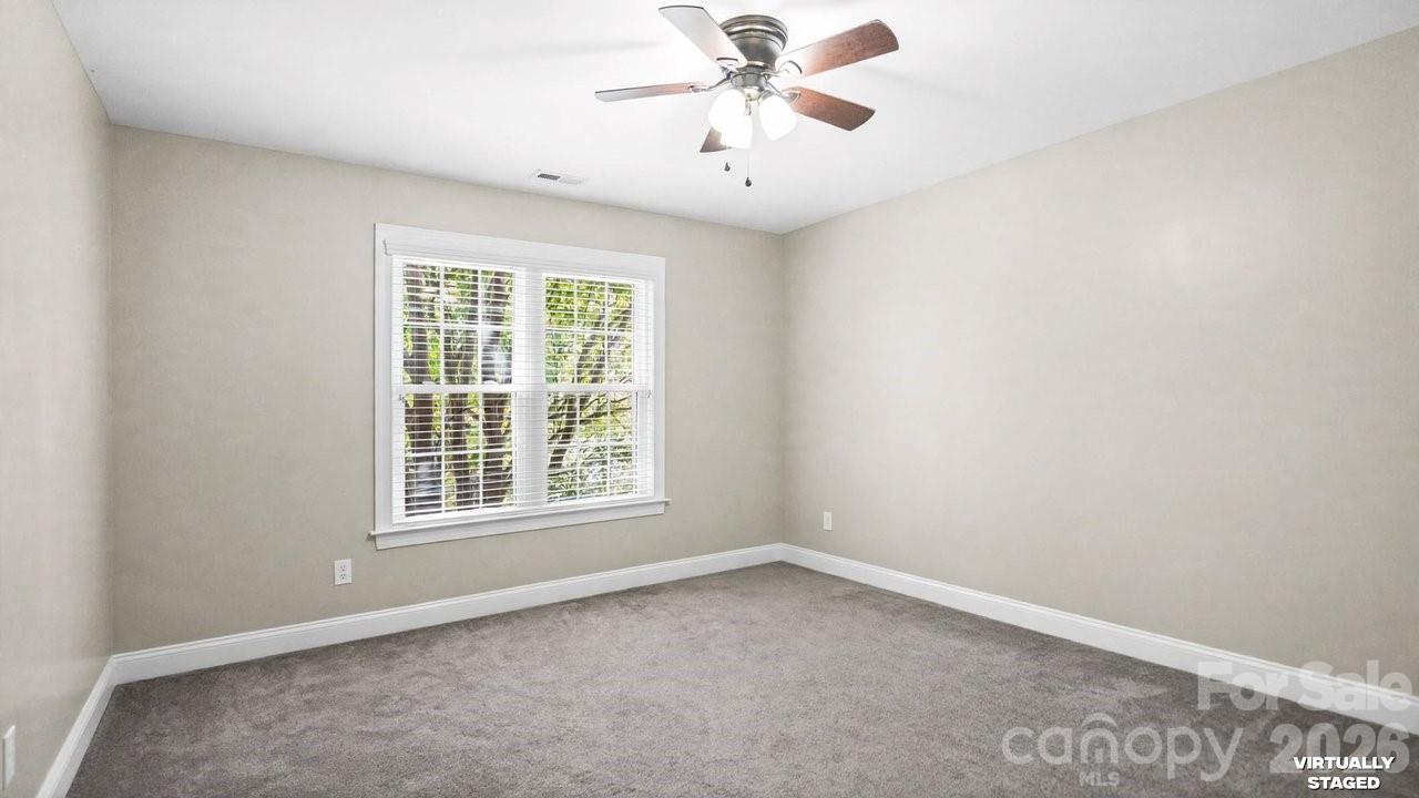 1911 Solway Lane Property Photo 33