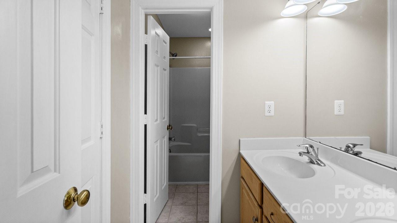 1911 Solway Lane Property Photo 36