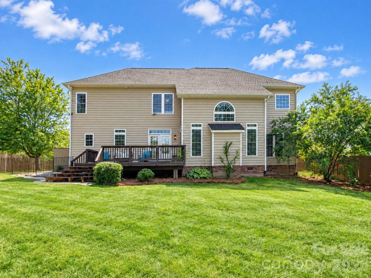 1911 Solway Lane Property Photo 46