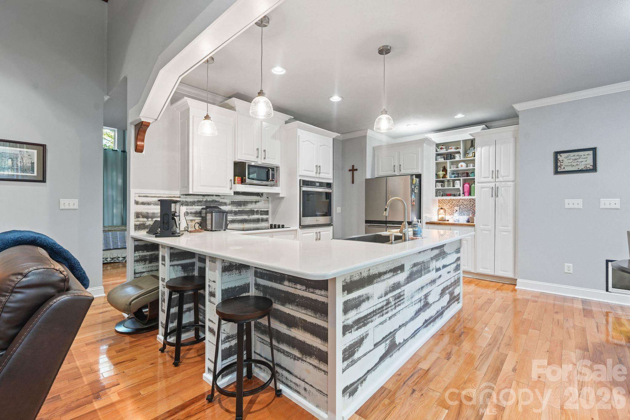 2641 Blowing Rock Boulevard Property Photo 14