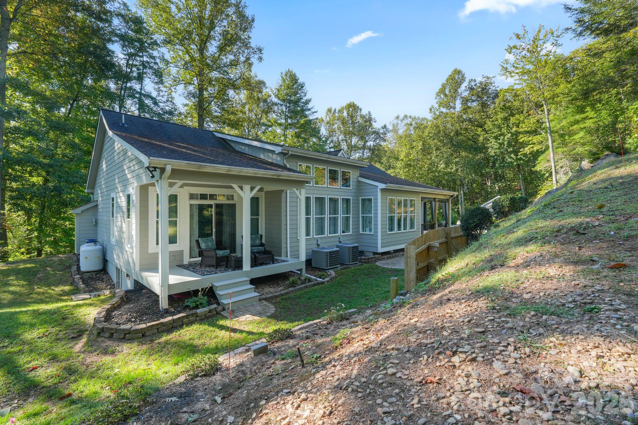 2641 Blowing Rock Boulevard Property Photo 35