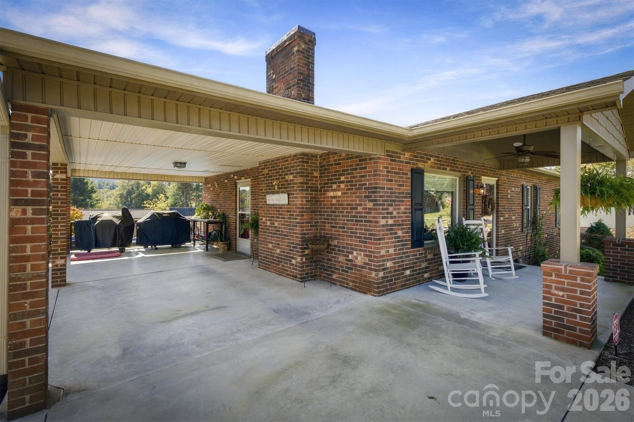 343 Spruce Avenue Property Photo 13
