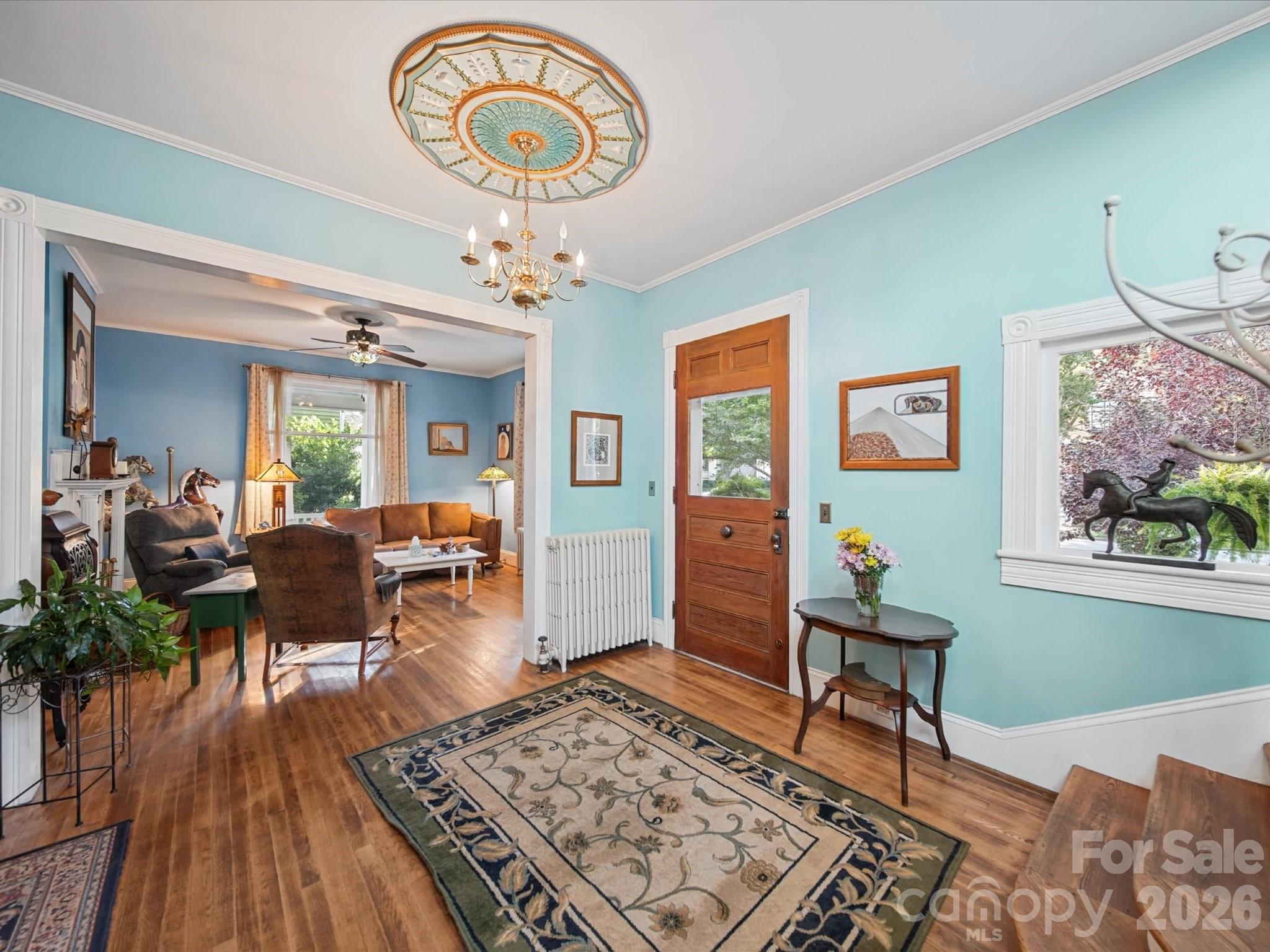 226 S Ellis Street Property Photo 10