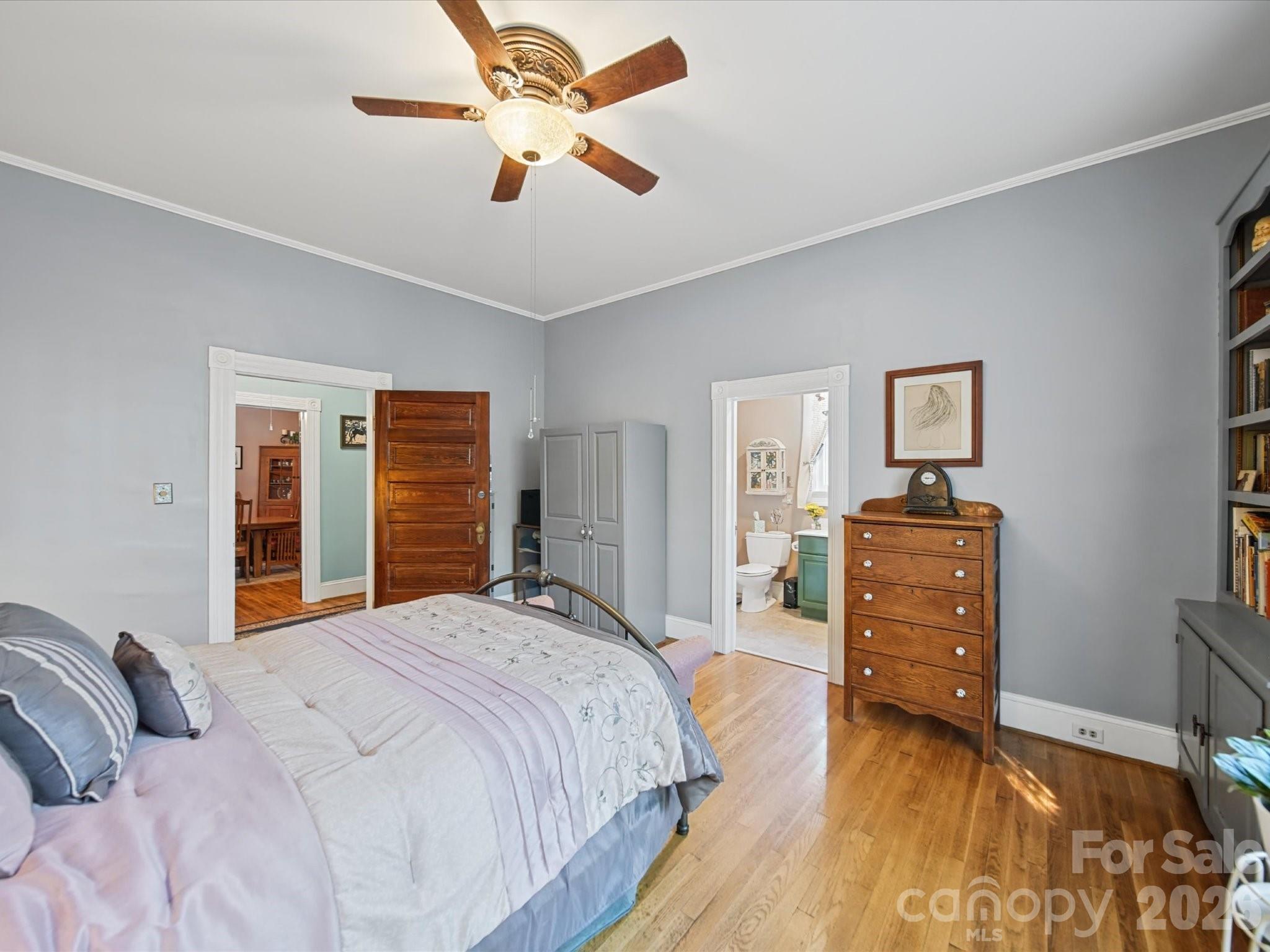 226 S Ellis Street Property Photo 19