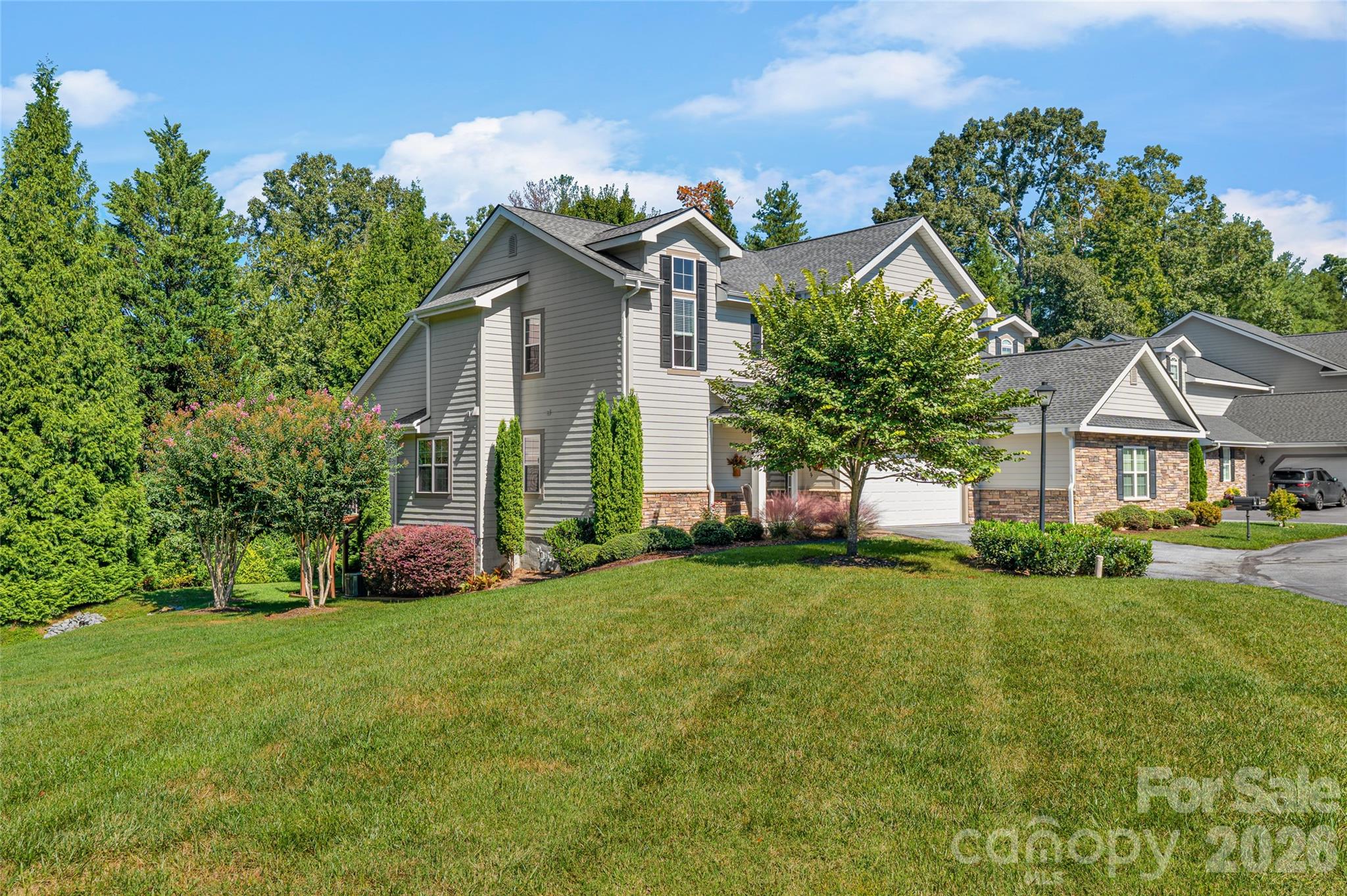 211 Towne Place Drive Property Photo 40
