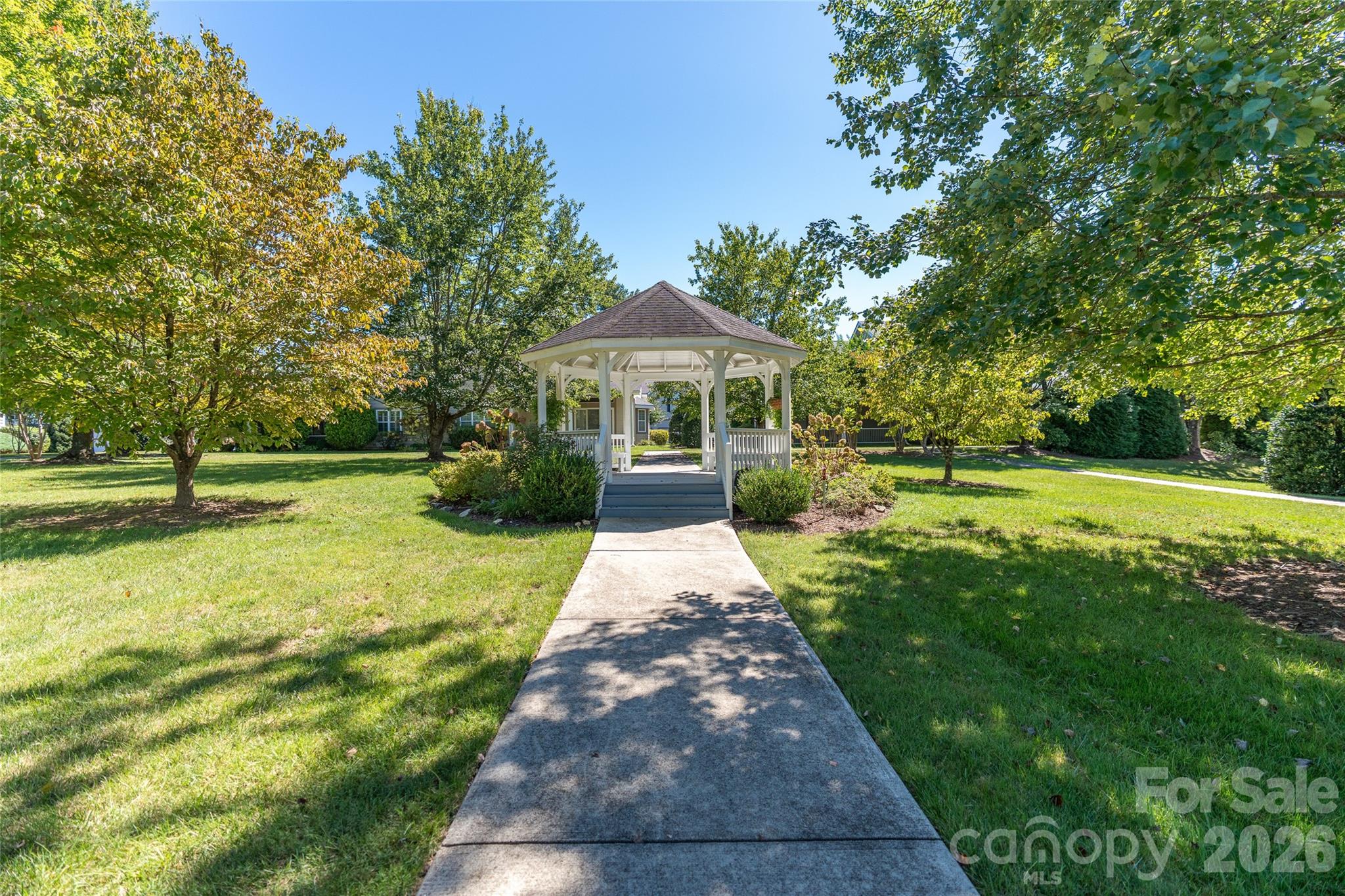 211 Towne Place Drive Property Photo 42