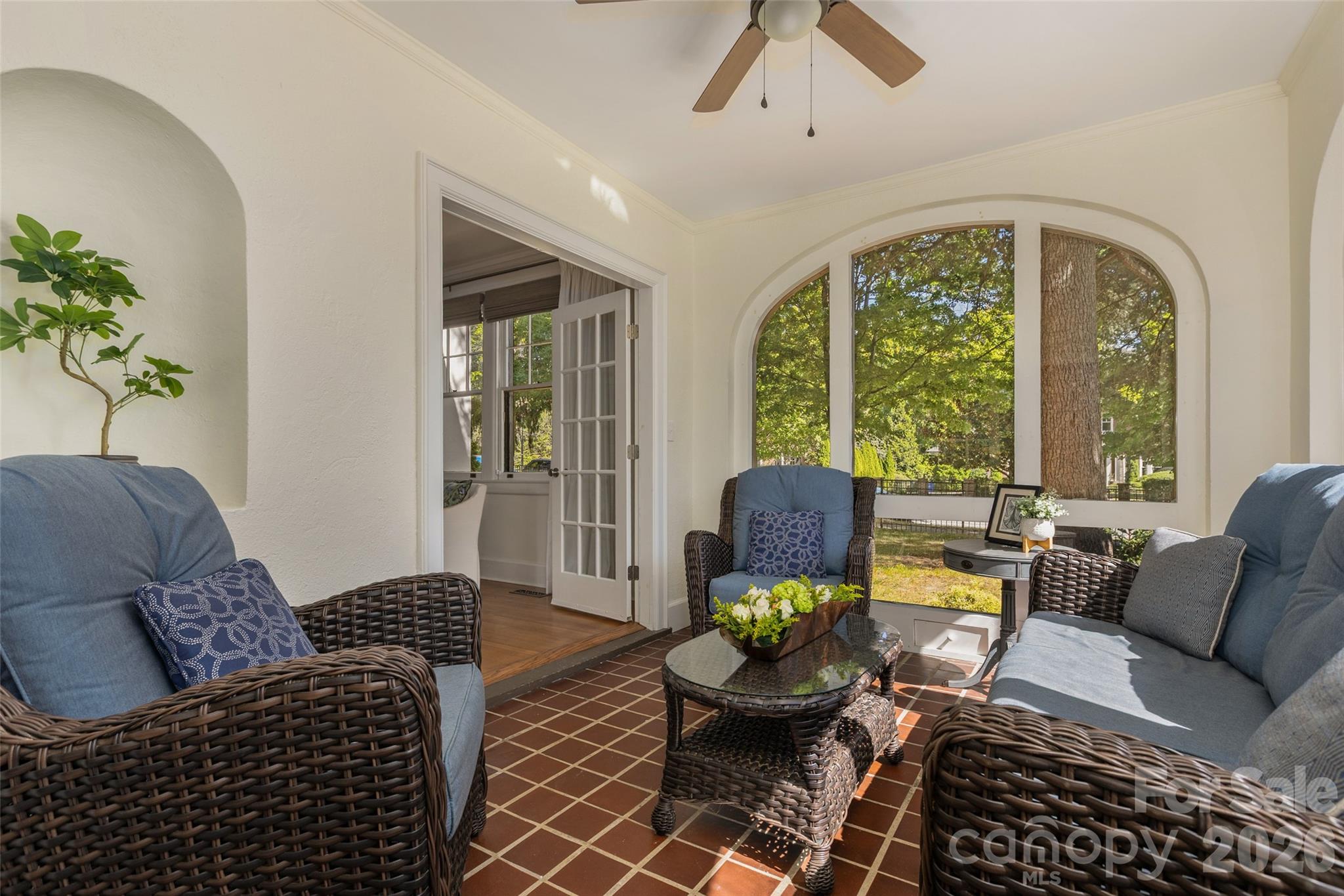 200 Kimberly Avenue Property Photo 18