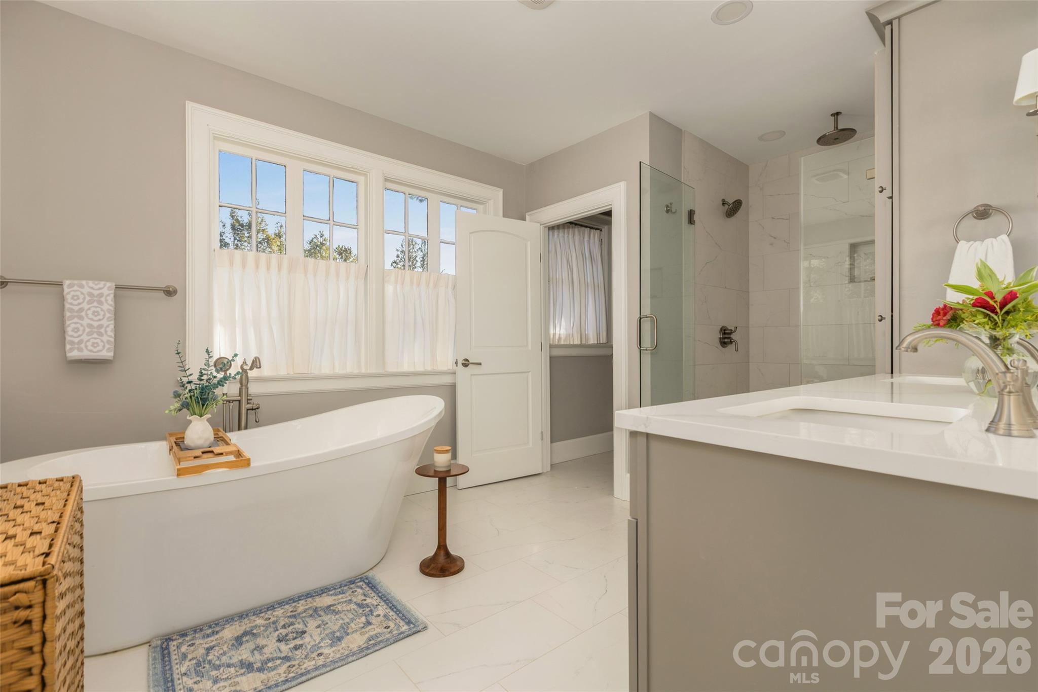 200 Kimberly Avenue Property Photo 25