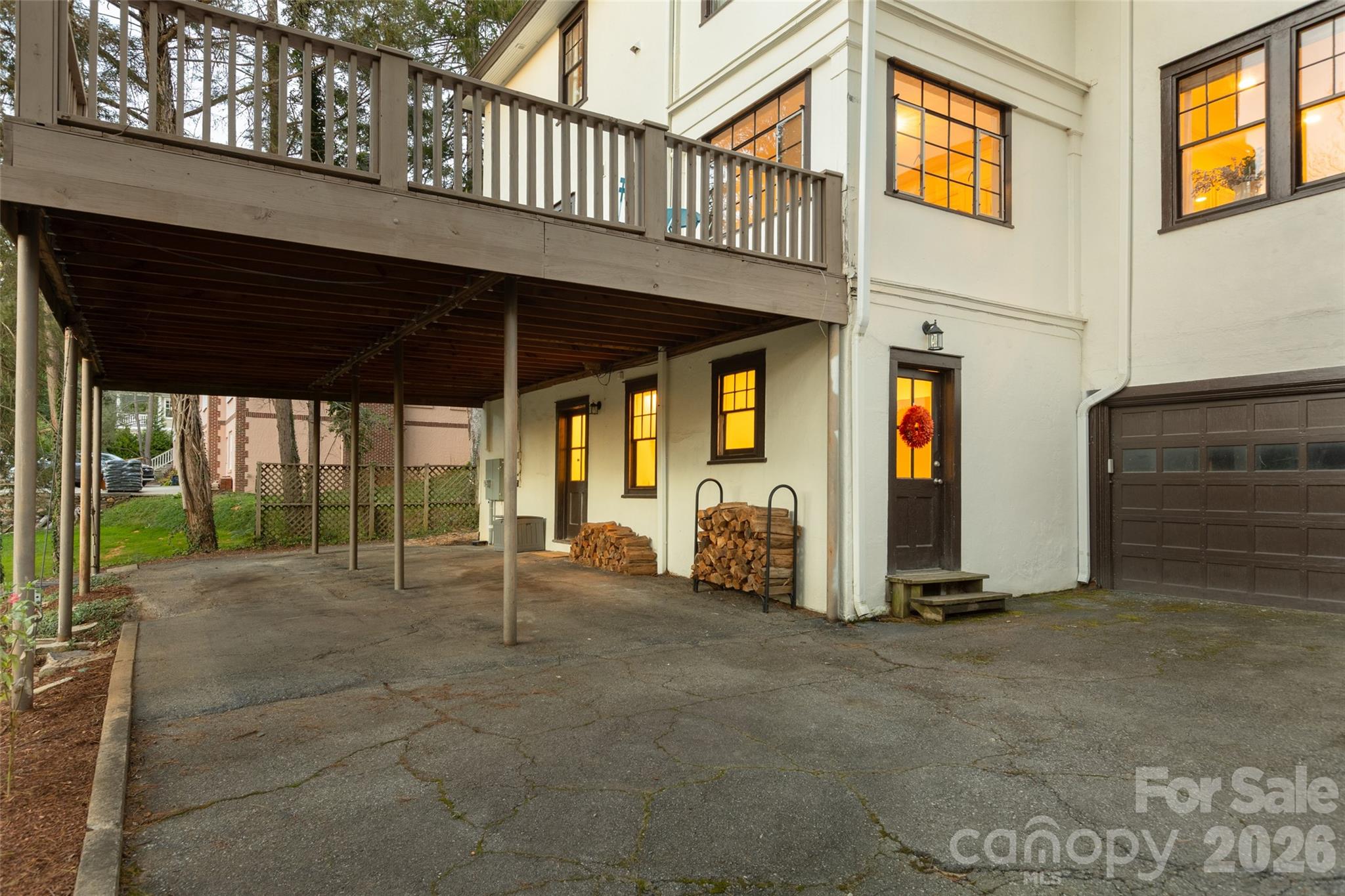 200 Kimberly Avenue Property Photo 45