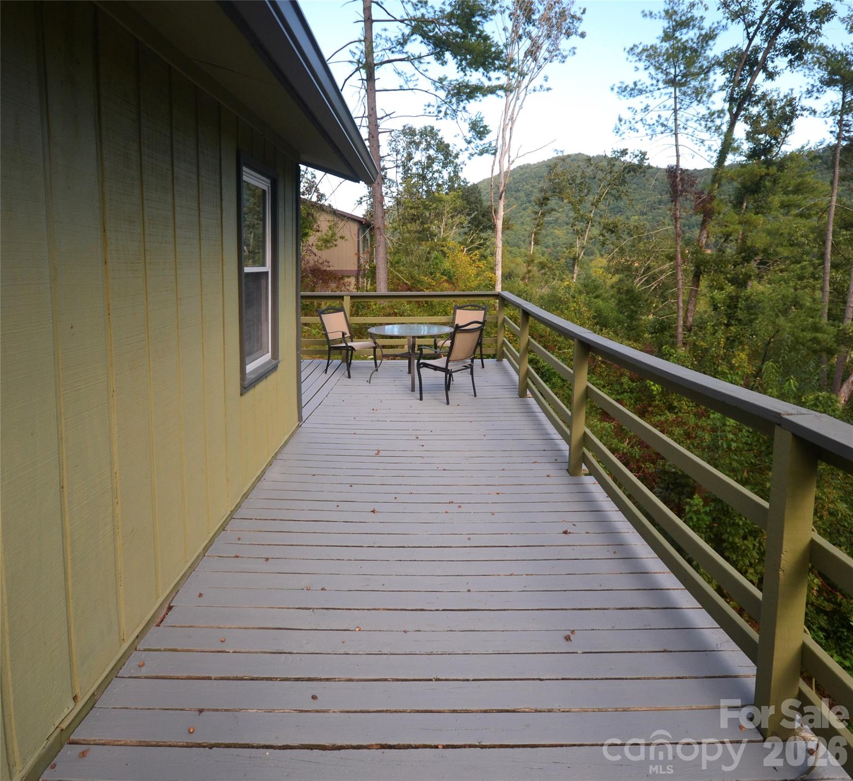 6 Mountain Oaks Drive Property Photo 11