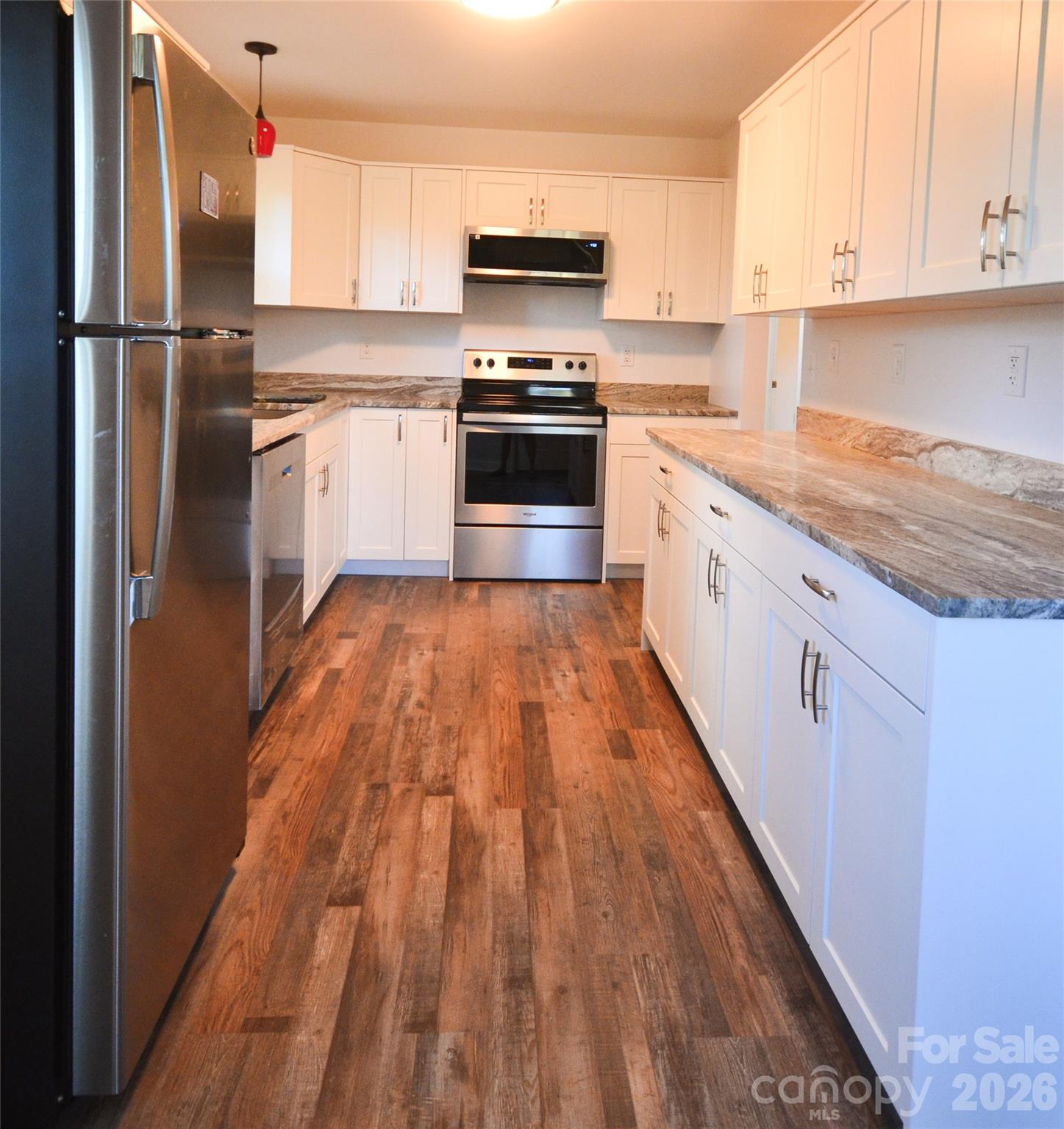 6 Mountain Oaks Drive Property Photo 18