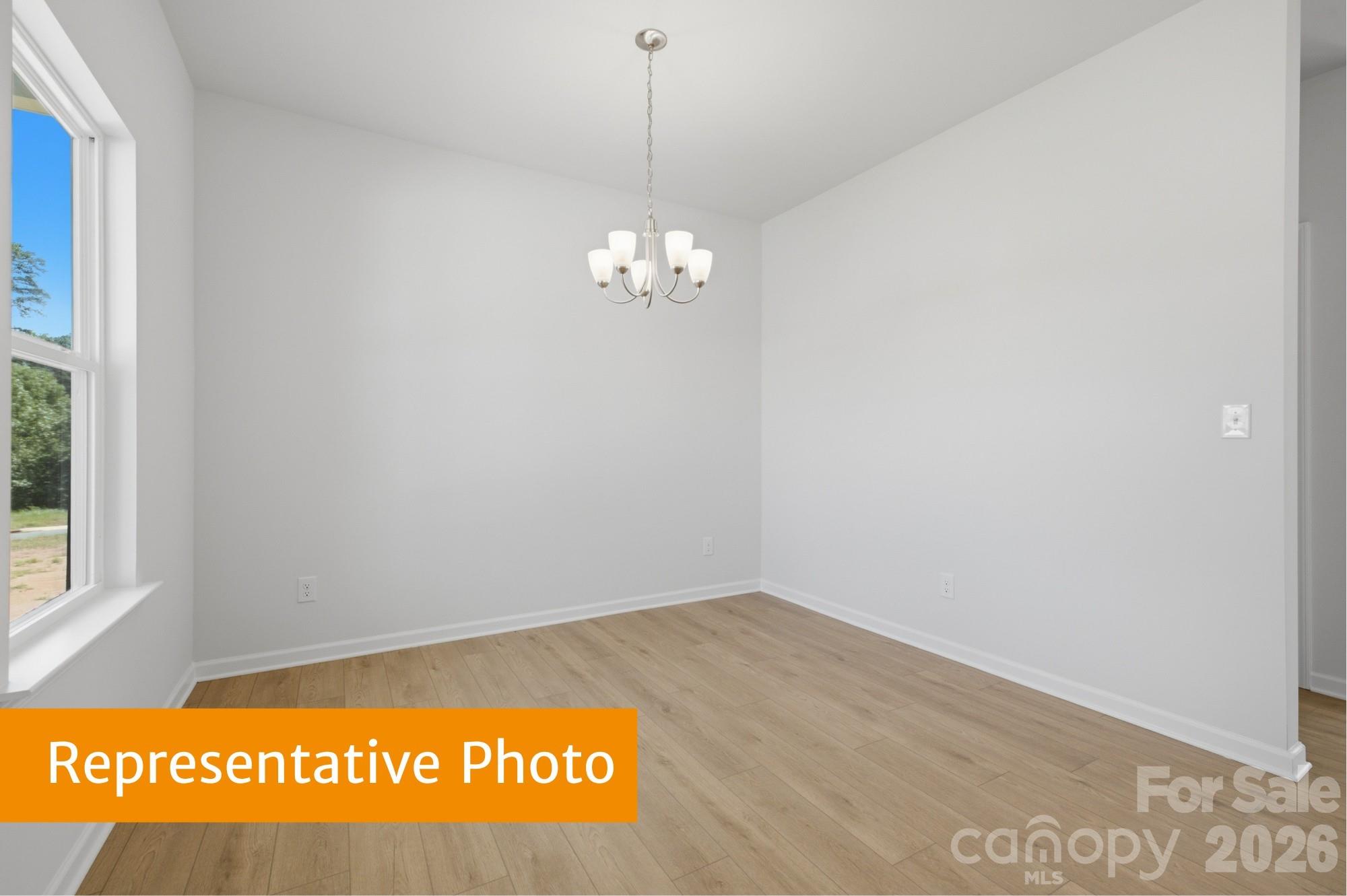 5583 Hagler Loop Property Photo 3