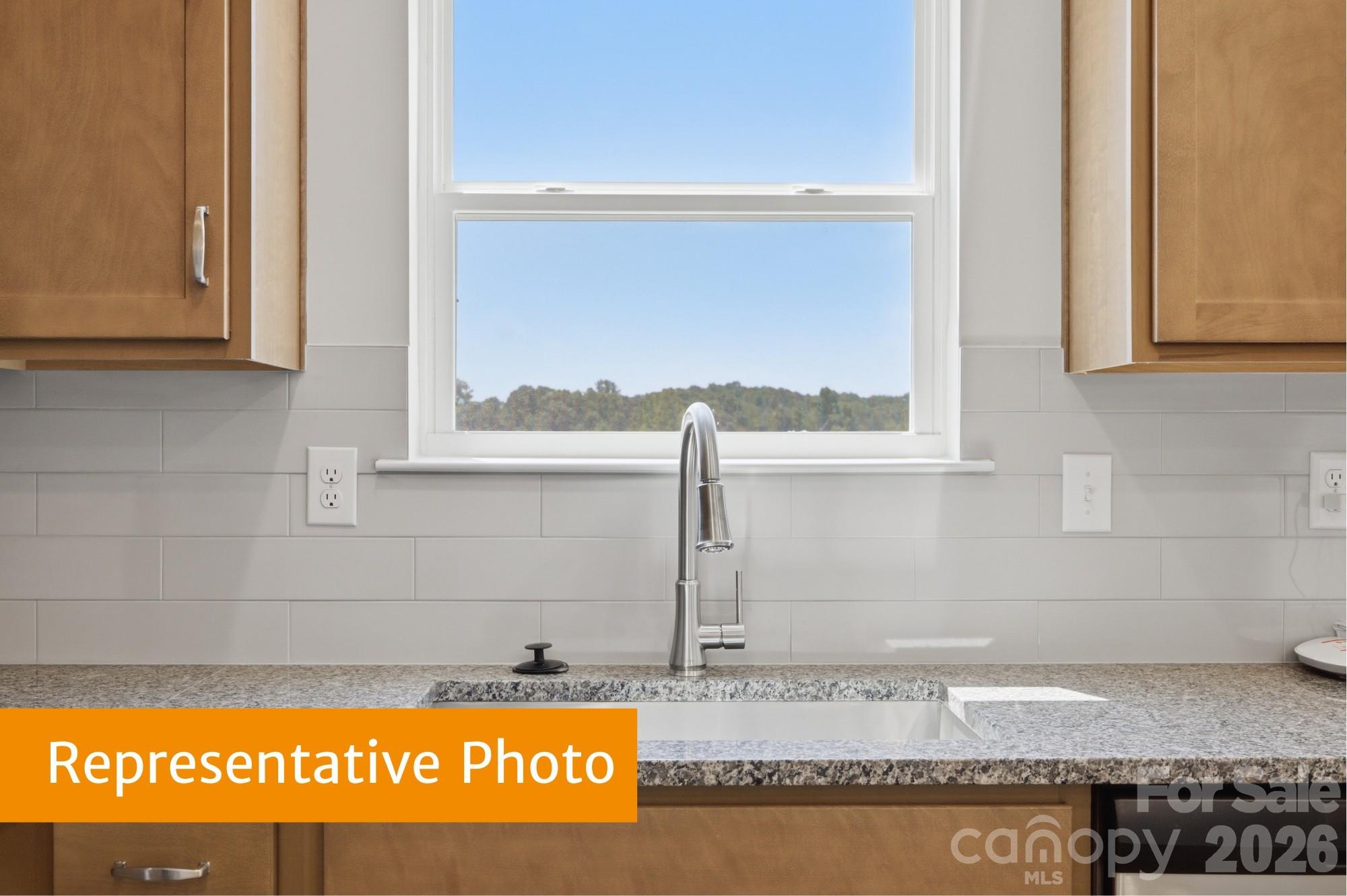 5583 Hagler Loop Property Photo 6