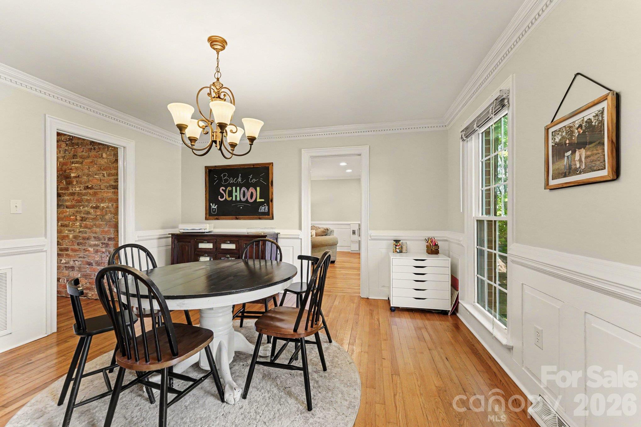 607 Anderson Avenue Property Photo 10