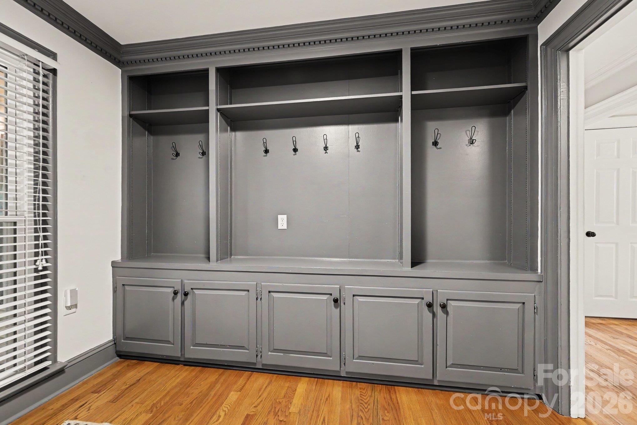 607 Anderson Avenue Property Photo 20
