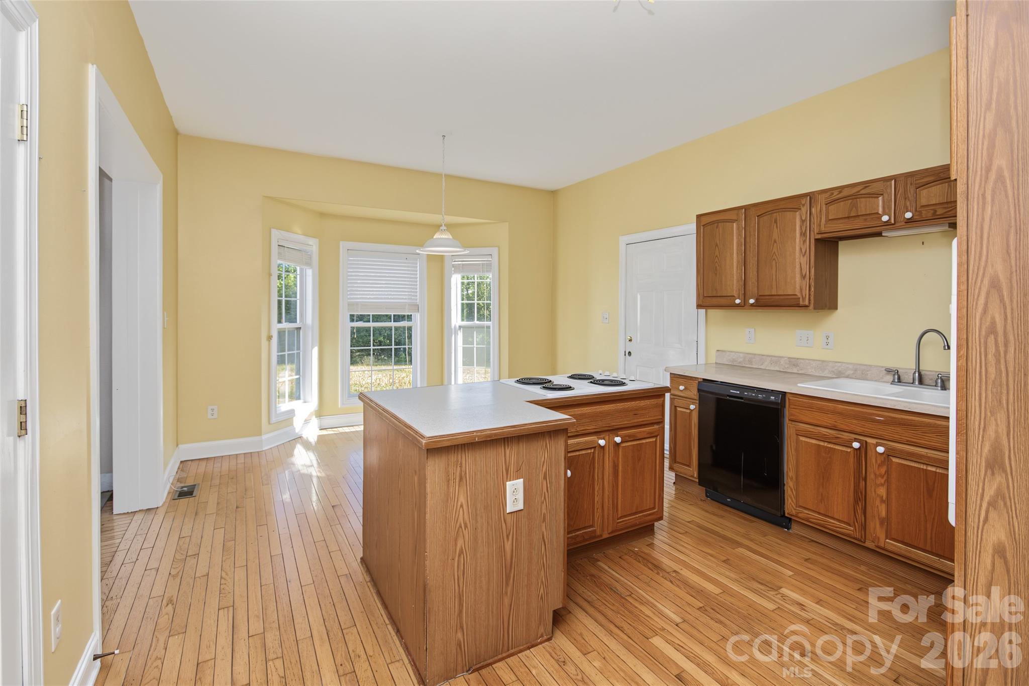 318 Huie Road Property Photo 5