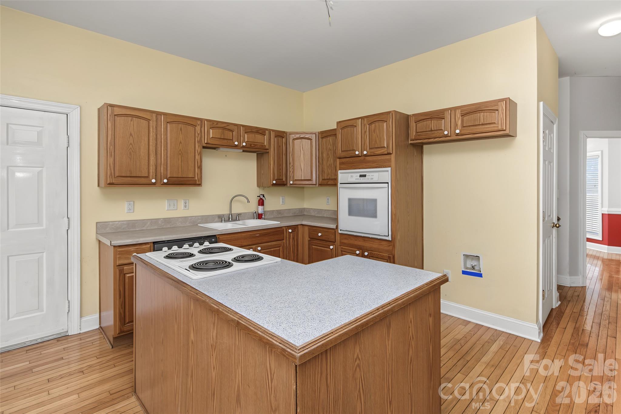 318 Huie Road Property Photo 7