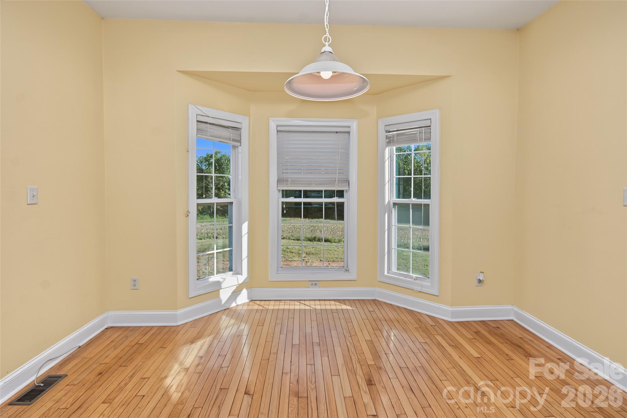 318 Huie Road Property Photo 8