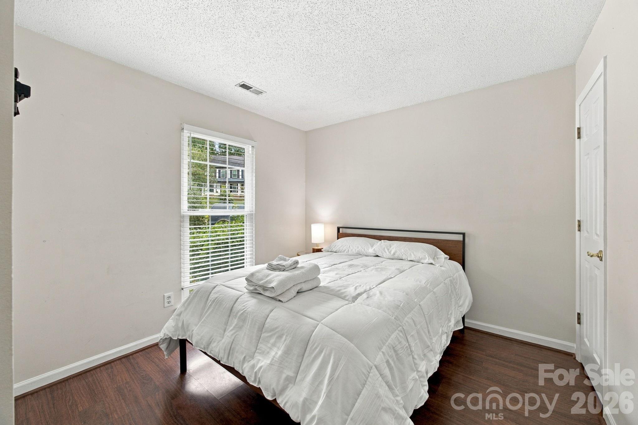 8536 Woodford Bridge Drive Property Photo 20
