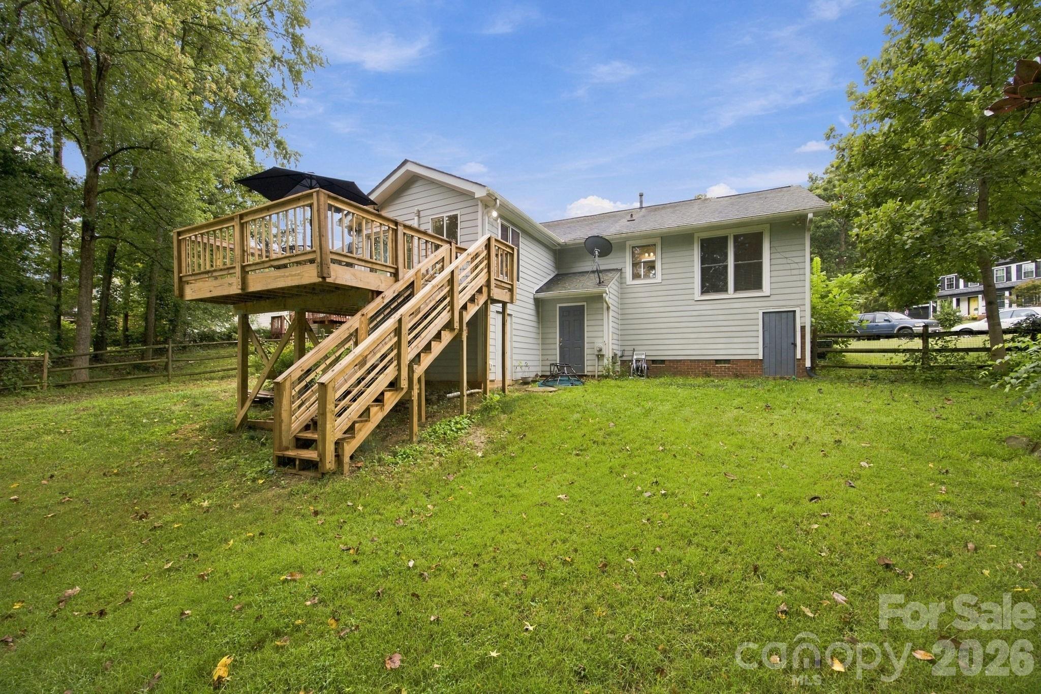 8536 Woodford Bridge Drive Property Photo 27
