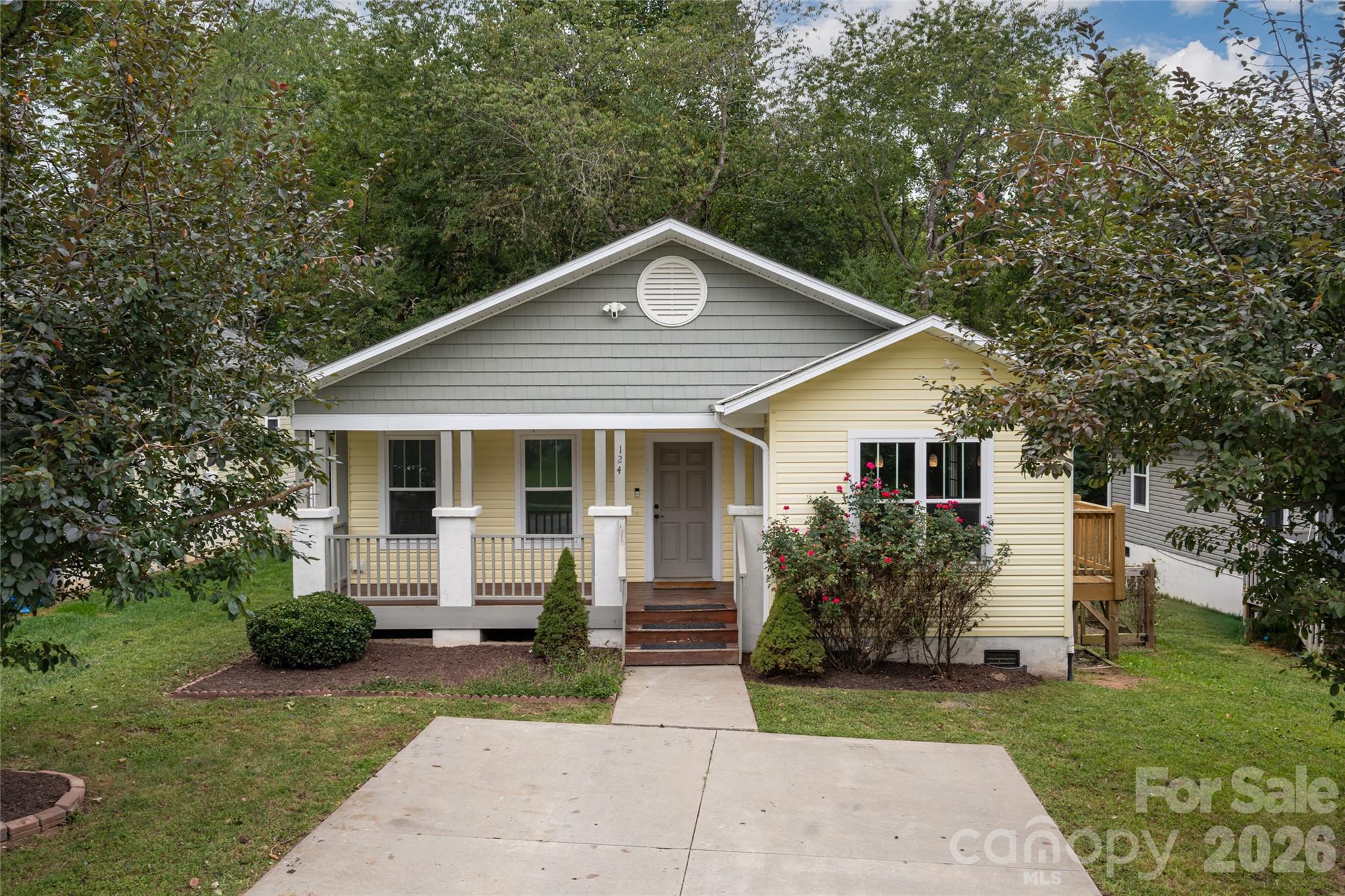 124 Soulshine Court Property Photo 1