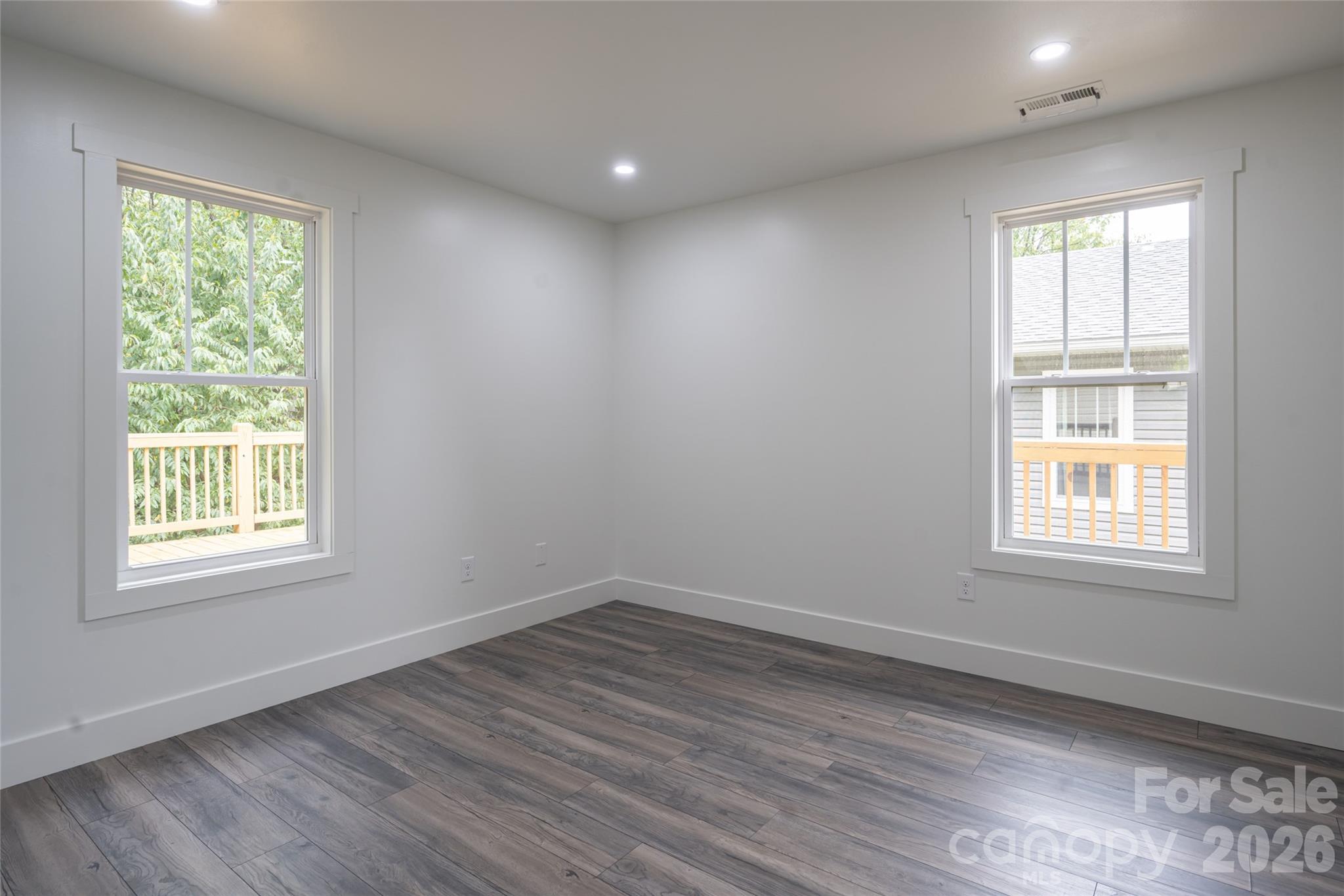 124 Soulshine Court Property Photo 24