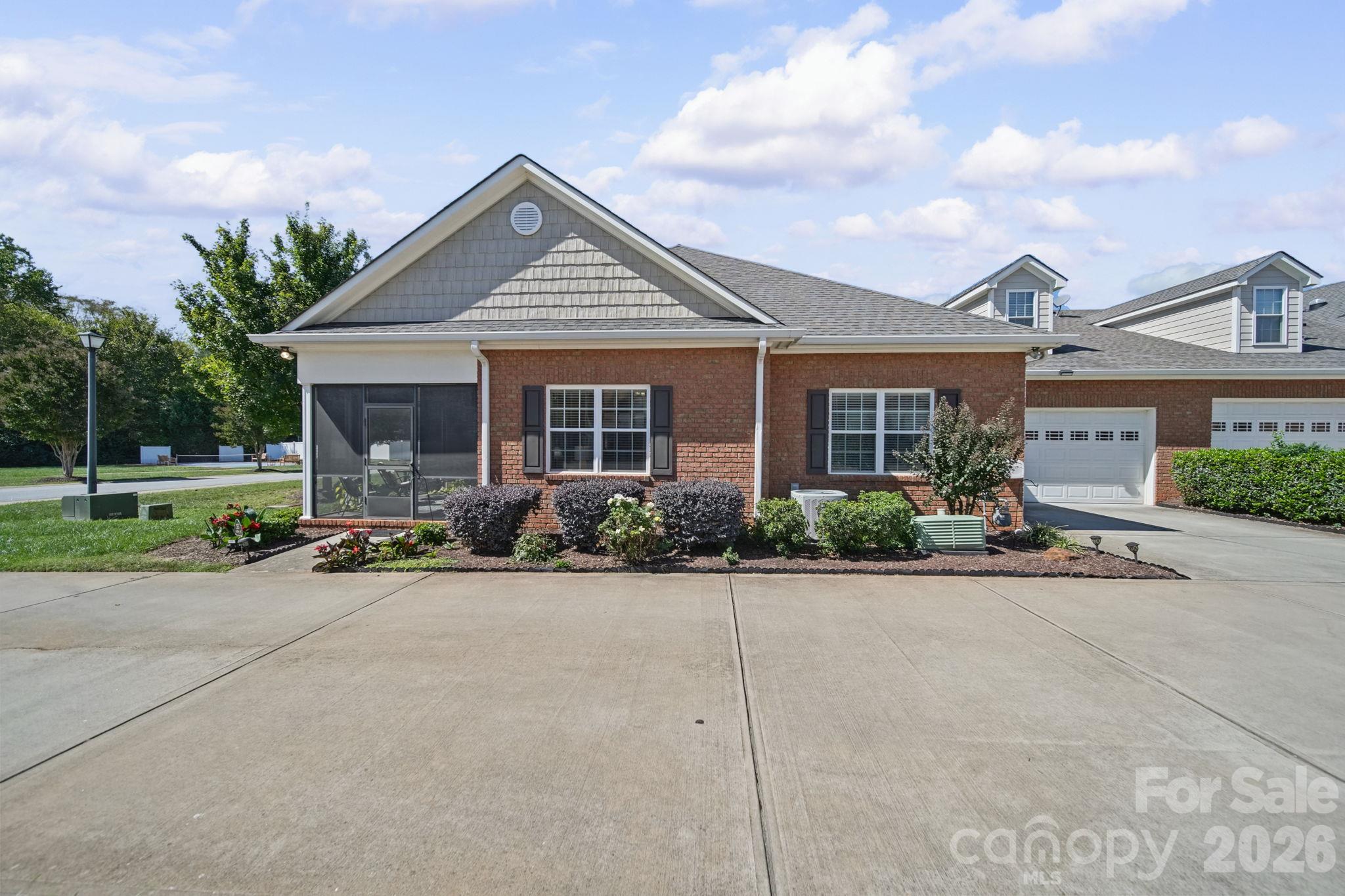 2367 Stardust Court Property Photo 1