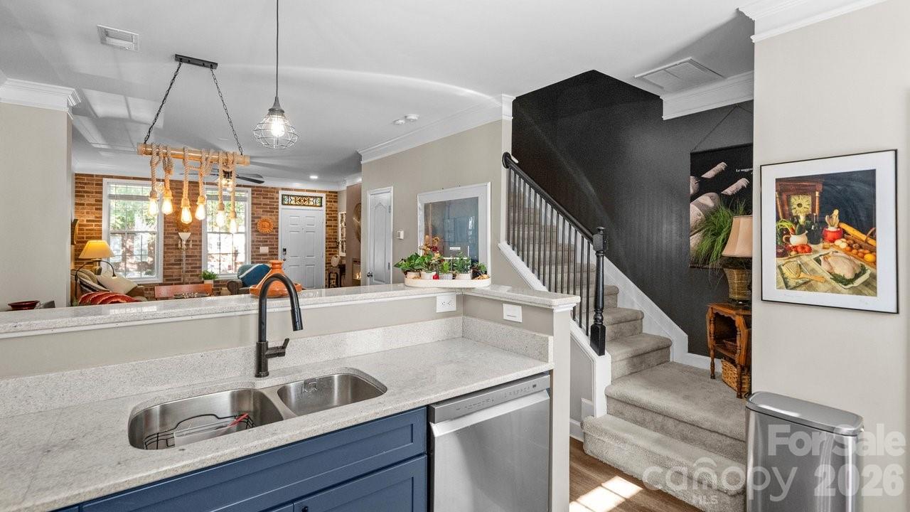 187 Singleton Road Property Photo 12