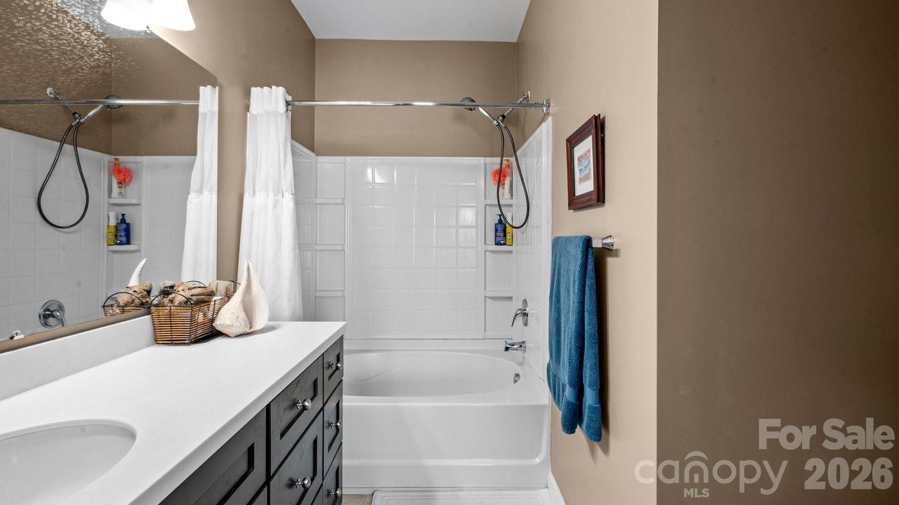 187 Singleton Road Property Photo 18