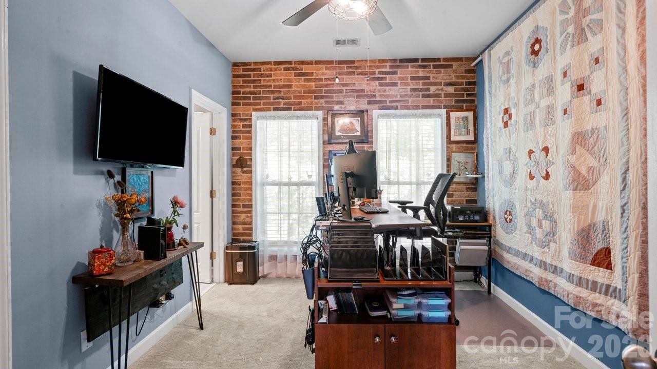 187 Singleton Road Property Photo 21