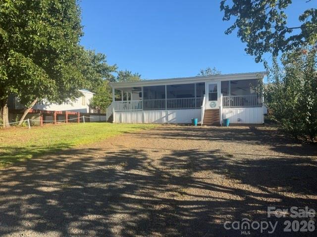 325 Mount View Lane Property Photo 1