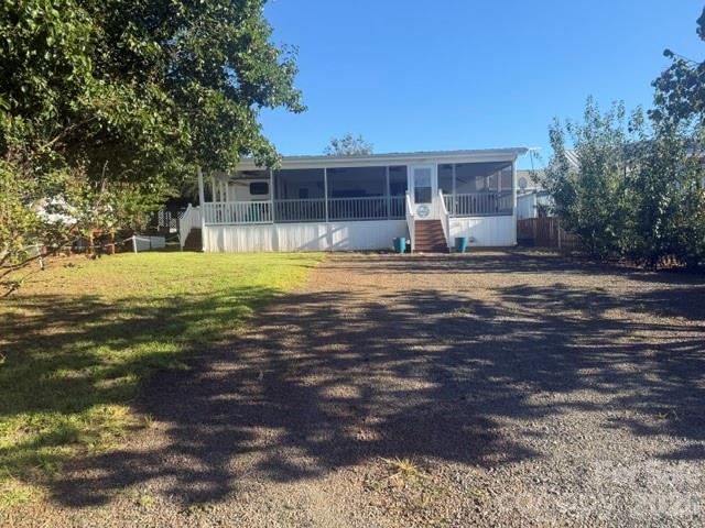 325 Mount View Lane Property Photo 2