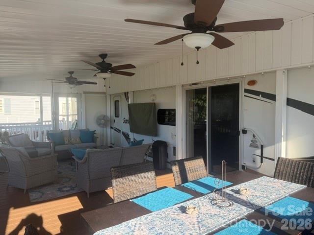 325 Mount View Lane Property Photo 23