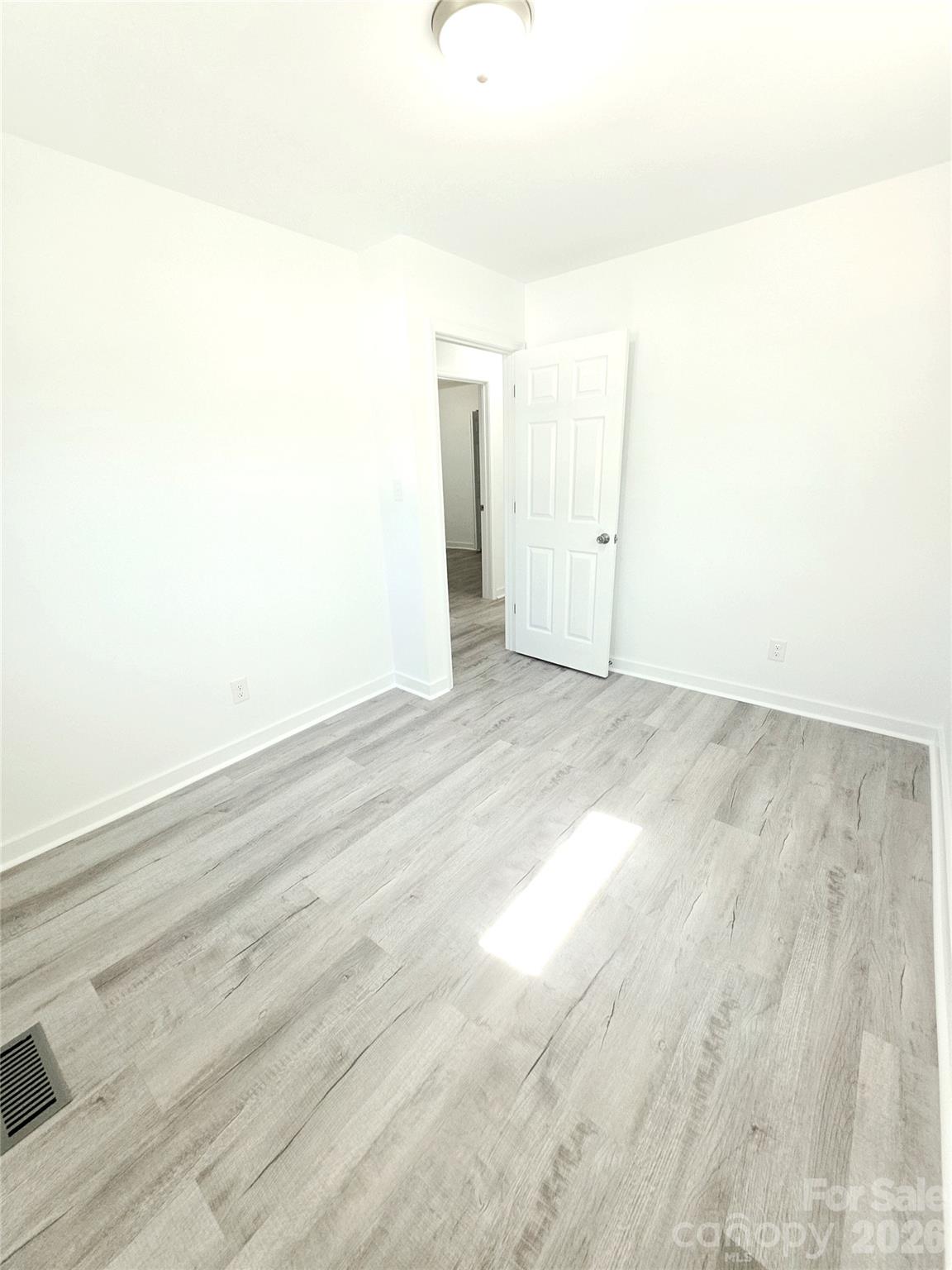 582 Winter Park Drive Property Photo 16