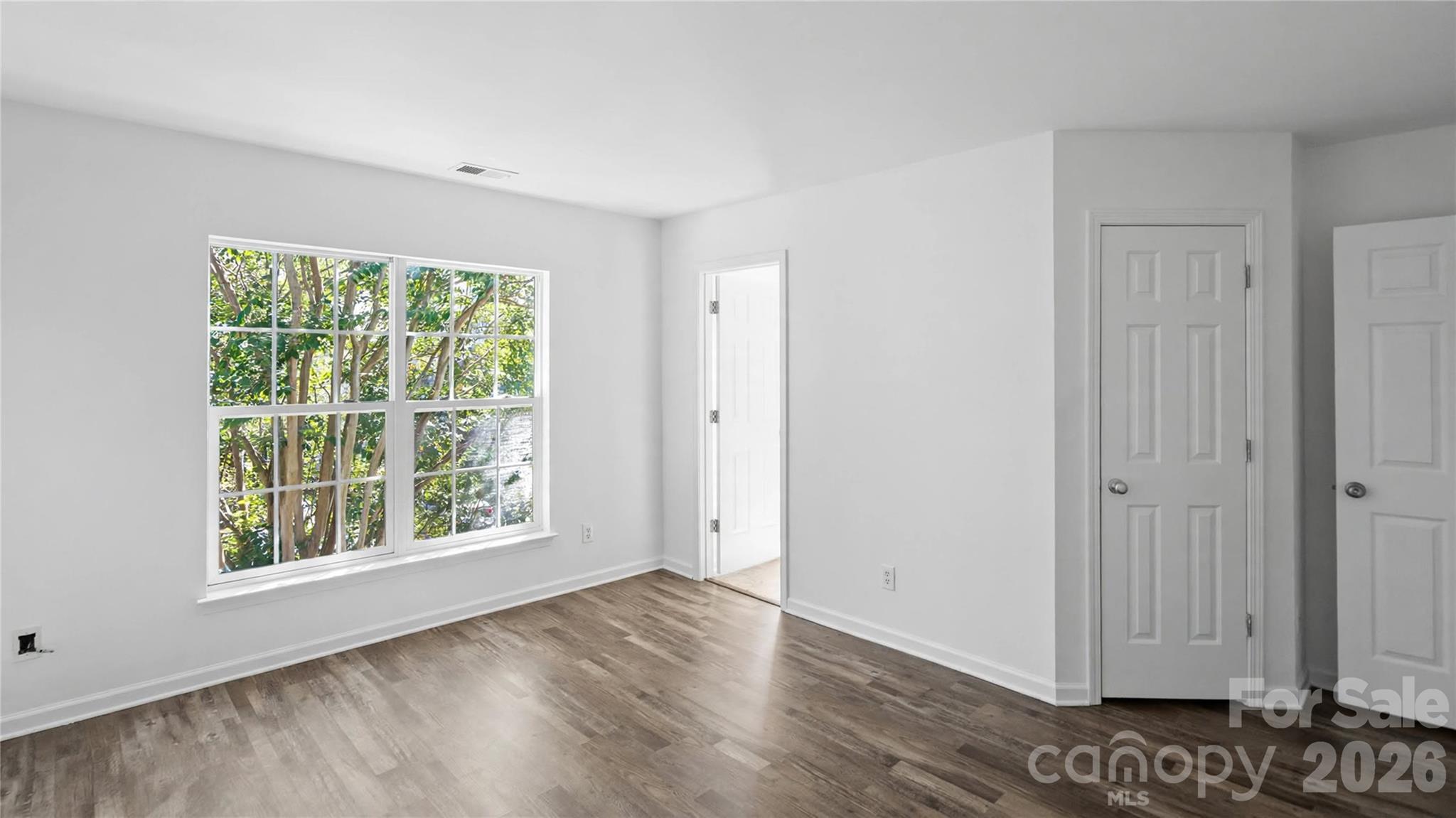 2859 Summergrove Court Property Photo 20