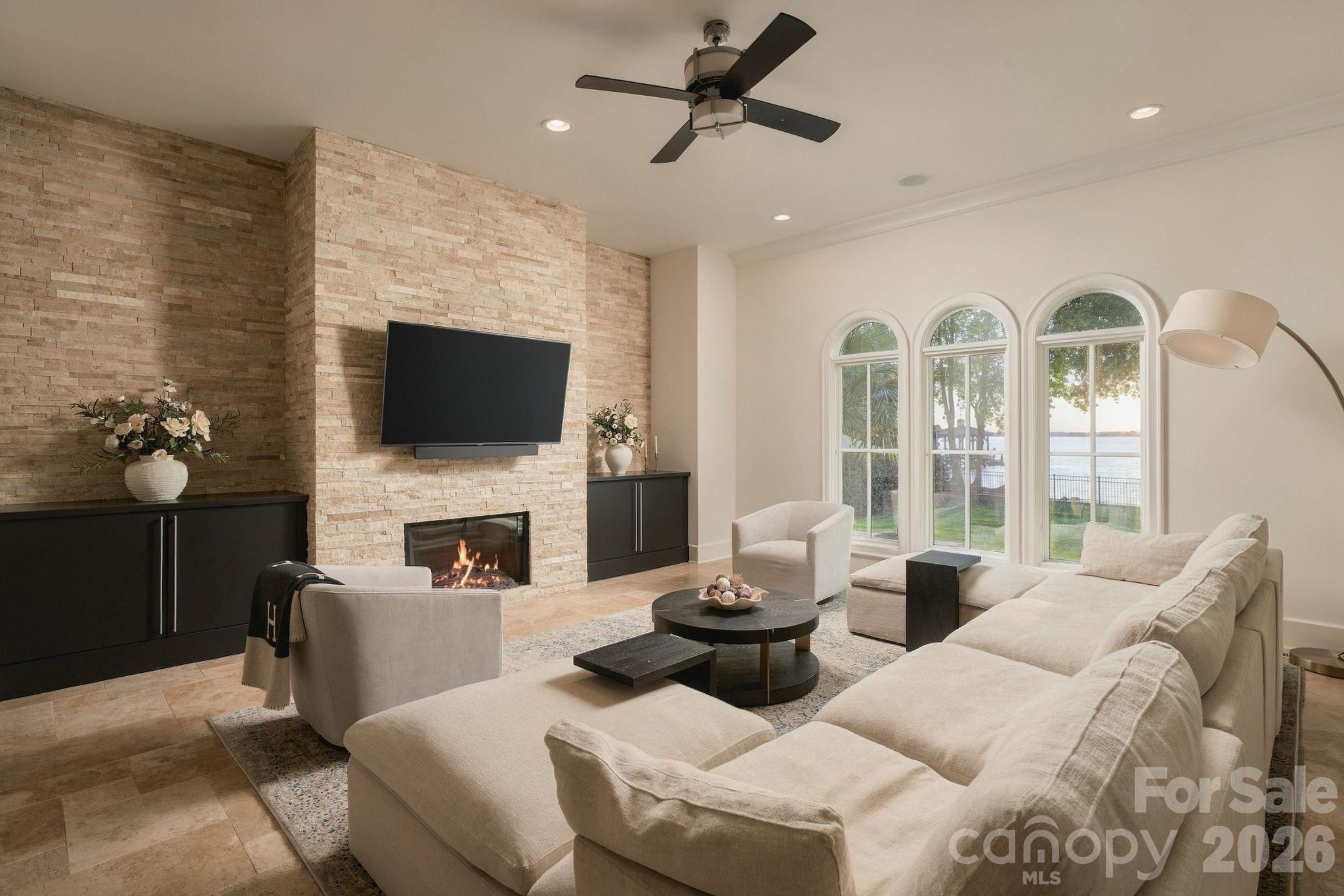 21215 Senlac Lane Property Photo 15