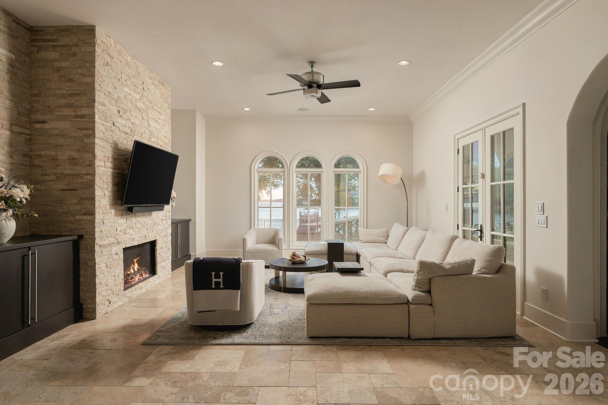 21215 Senlac Lane Property Photo 16