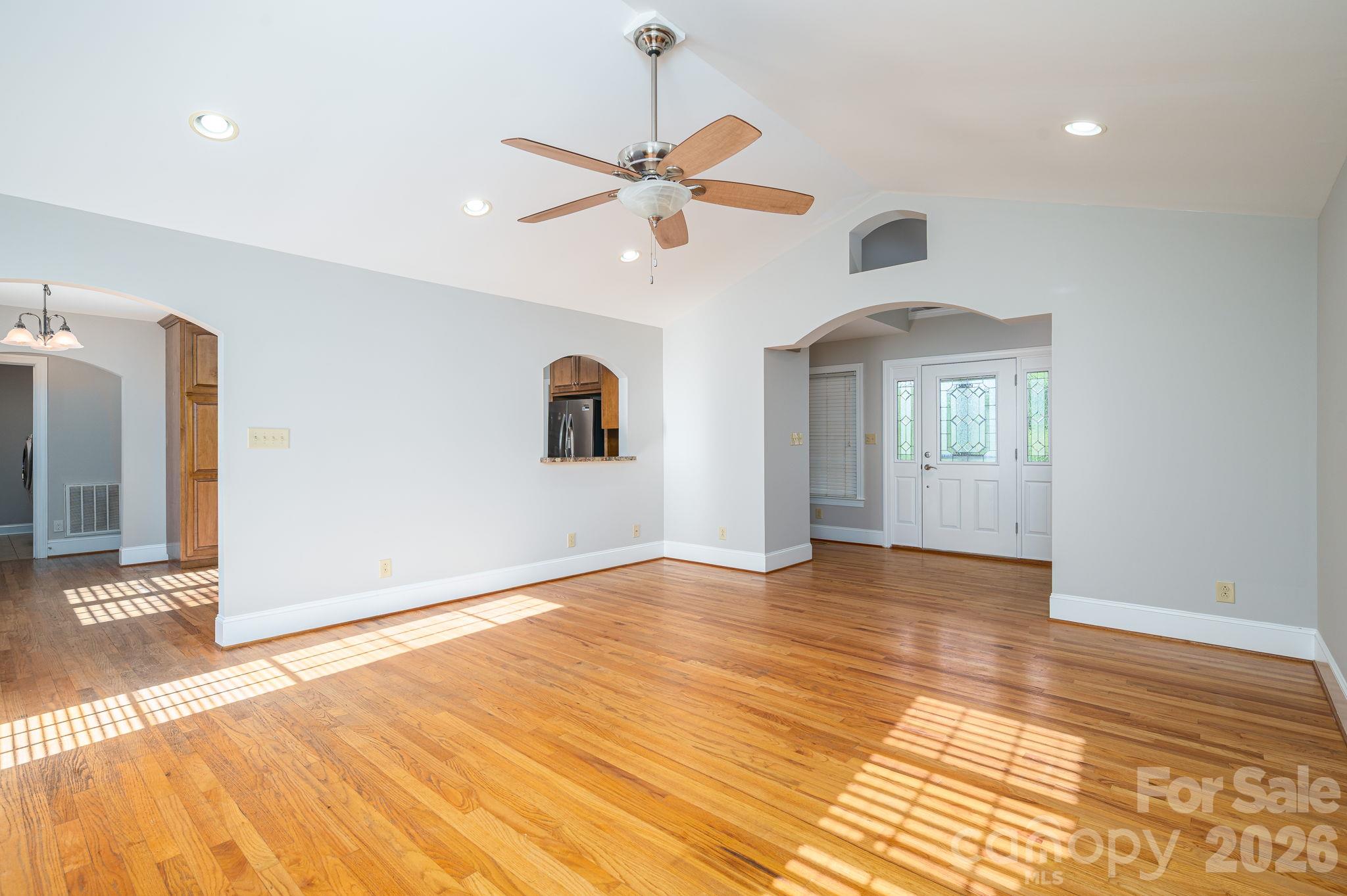 4252 Goodson Road Property Photo 15