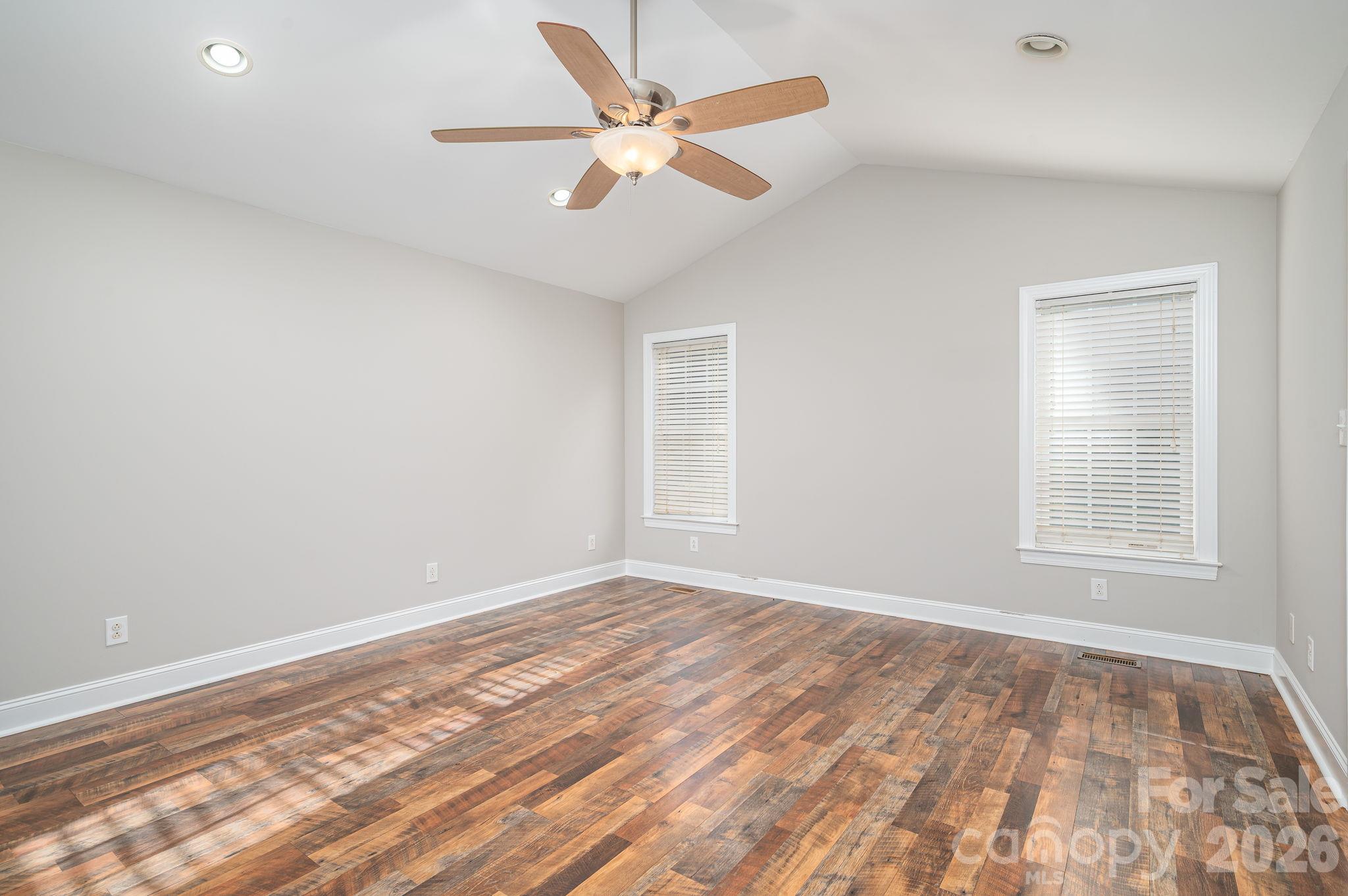 4252 Goodson Road Property Photo 25