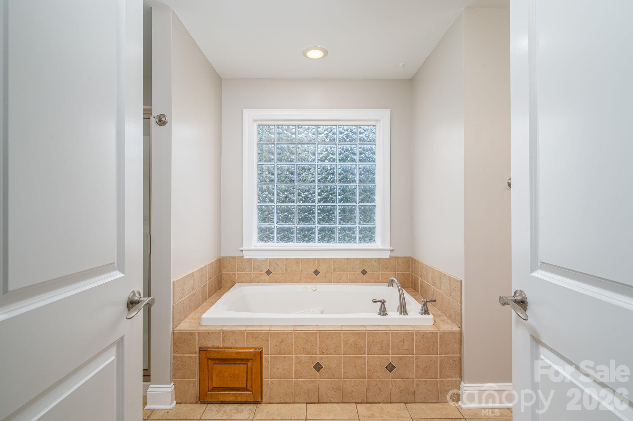 4252 Goodson Road Property Photo 26