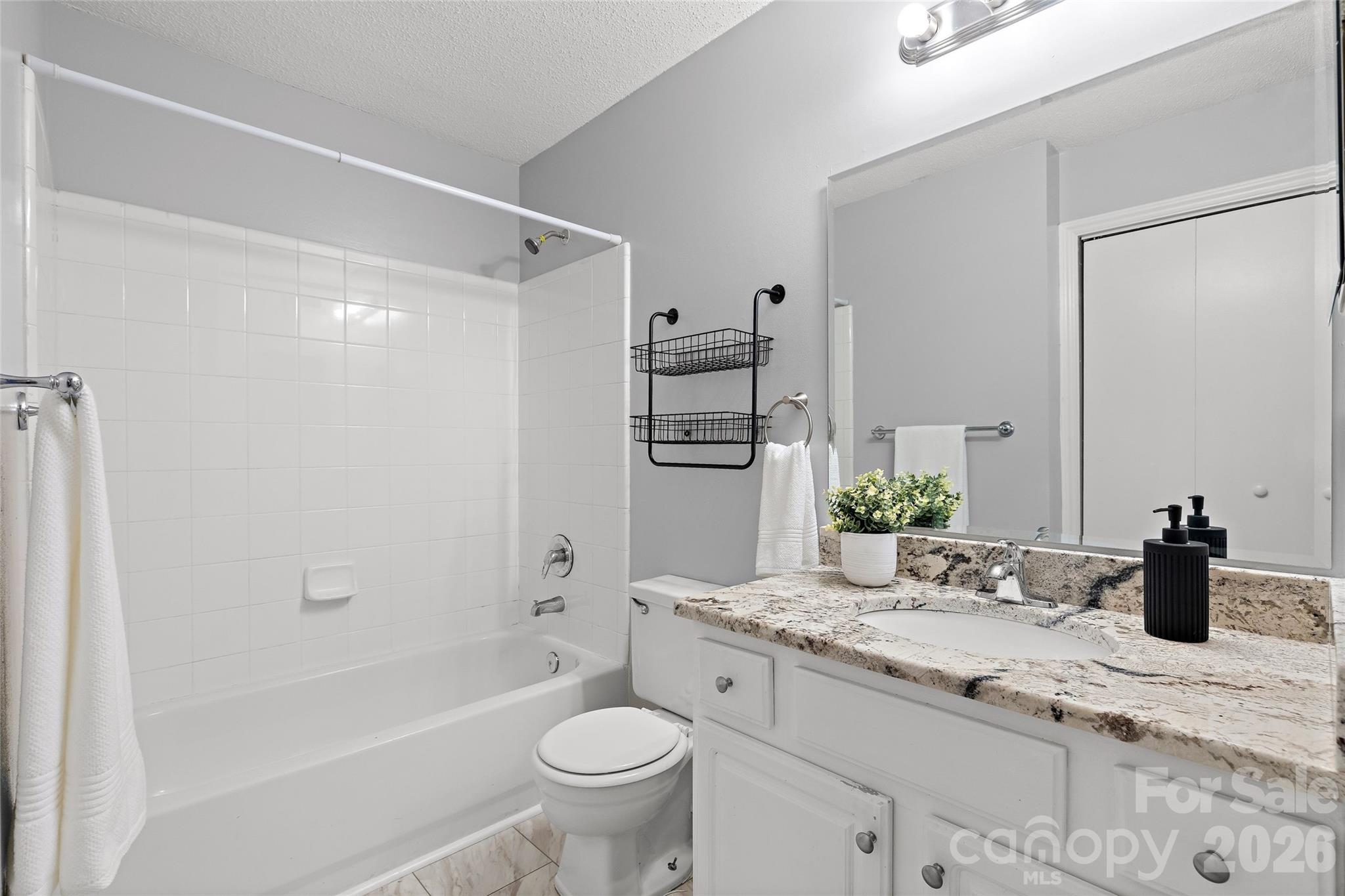 3009 Heathstead Place J Property Photo 21