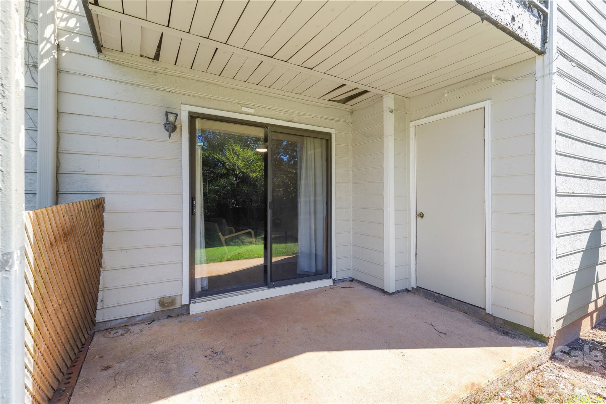 3009 Heathstead Place J Property Photo 25