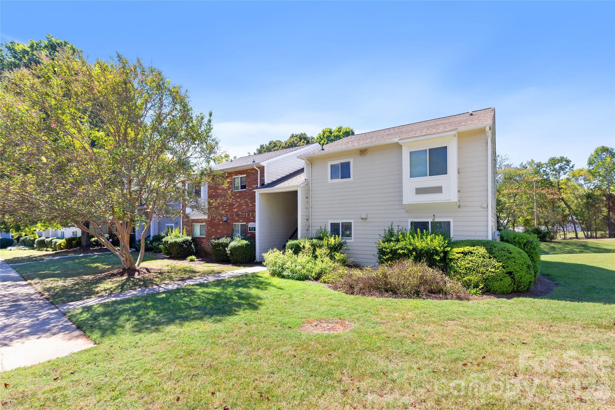 3009 Heathstead Place J Property Photo 30