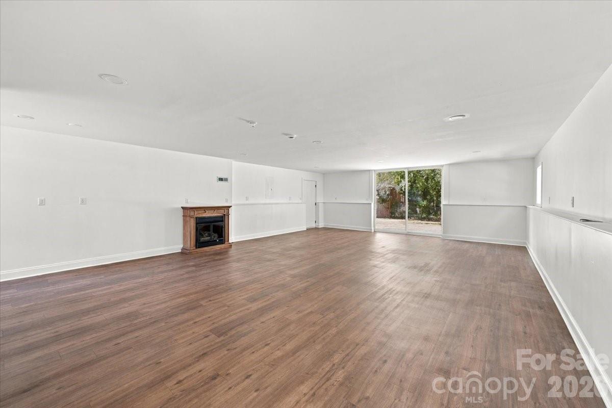 3301 Archdale Drive Property Photo 30