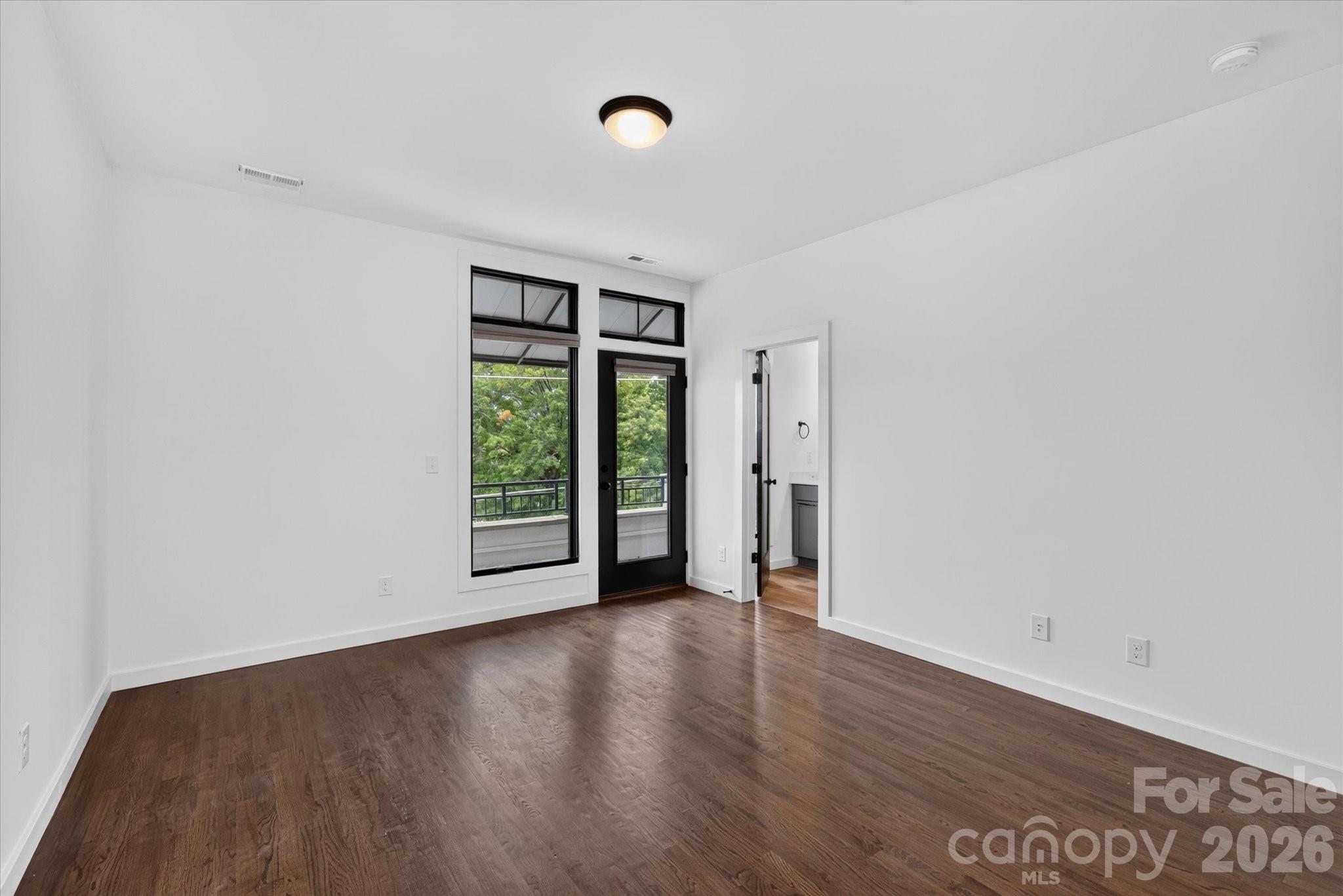 2727 N Brevard Street Property Photo 30