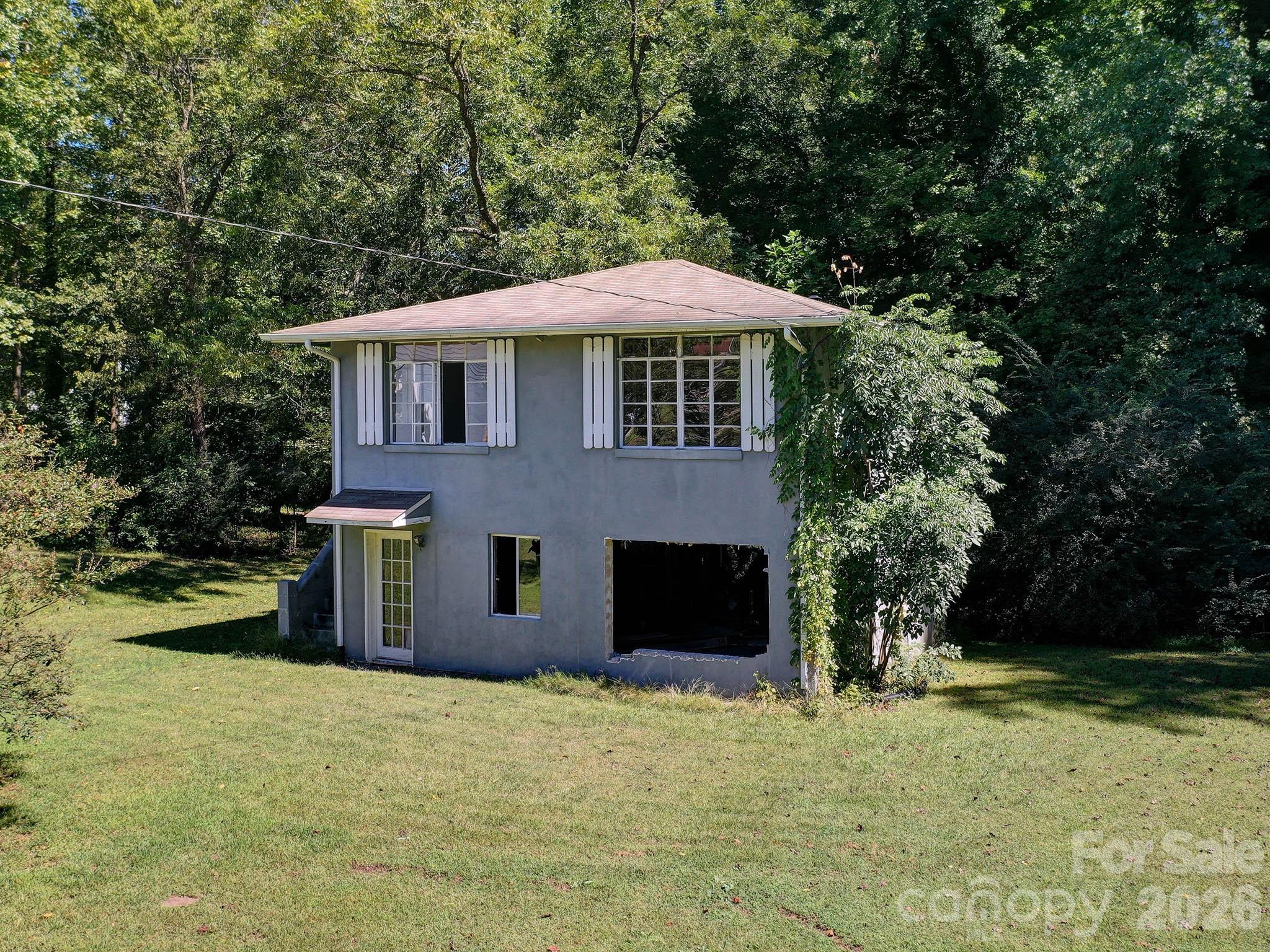 213 Hahn Place Property Photo 1