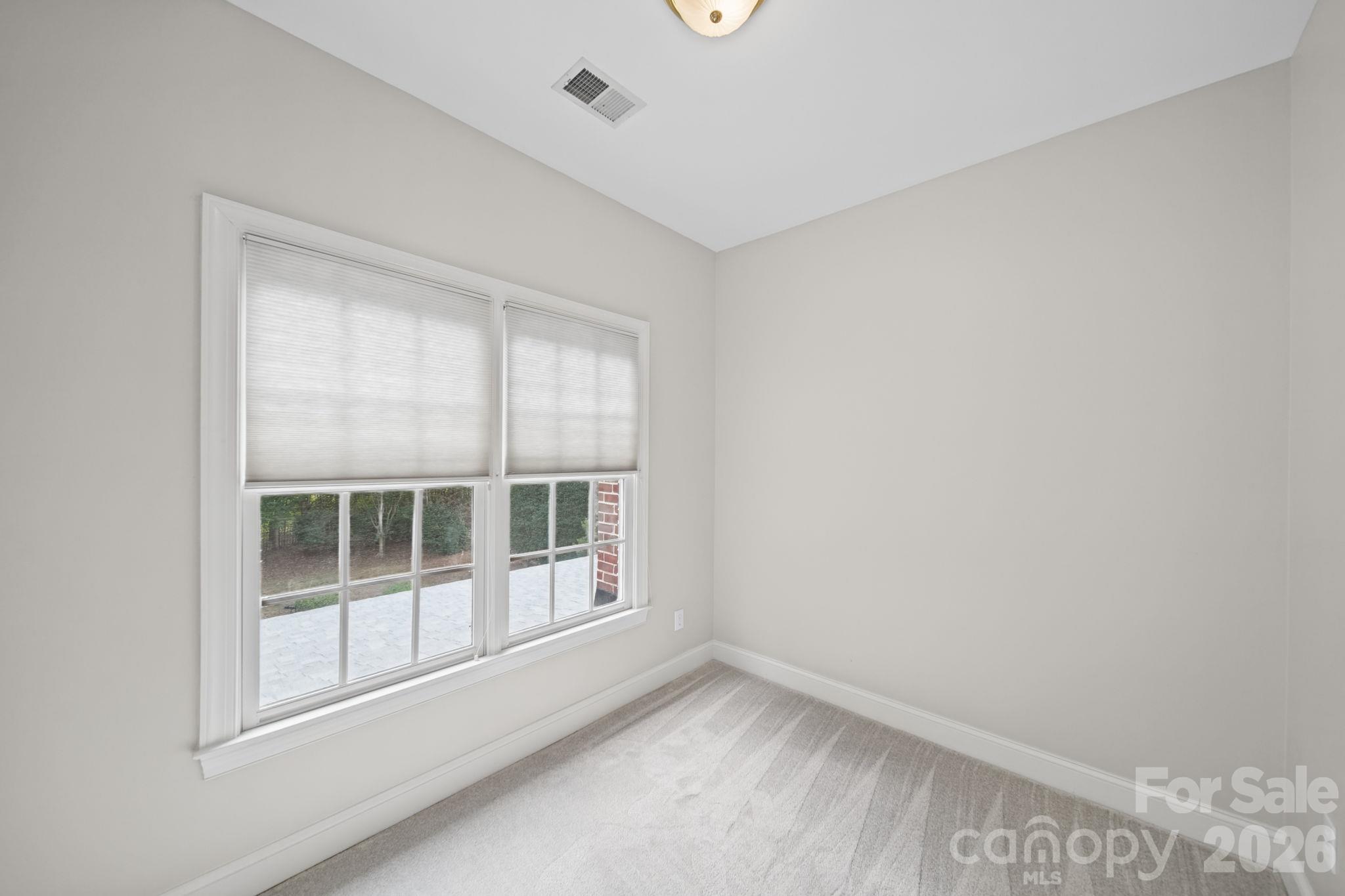 15025 Jockeys Ridge Drive Property Photo 20