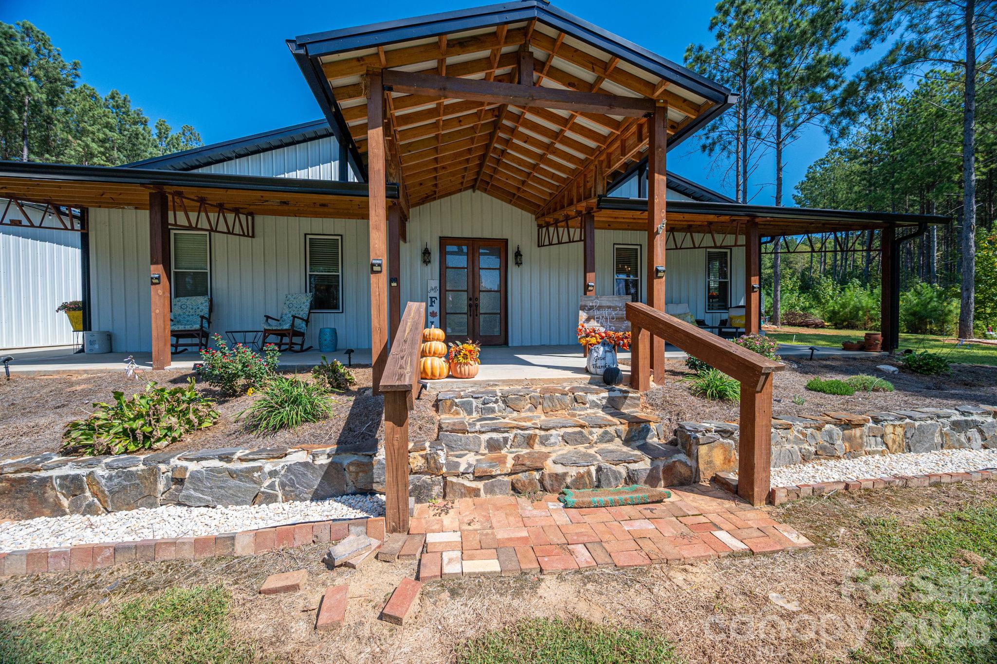 136 Sellers Road Property Photo 4
