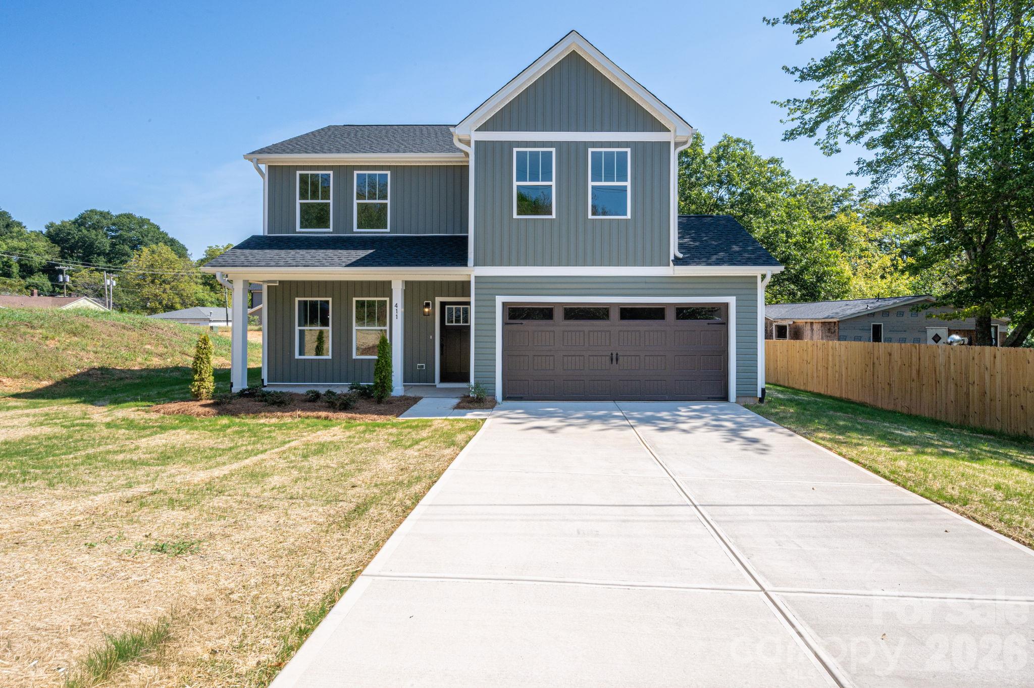411 Lee Street Property Photo 3
