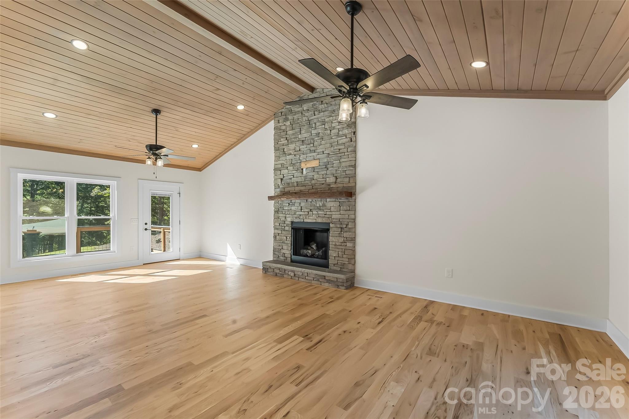 2366 W Paradise Harbor Drive Property Photo 7